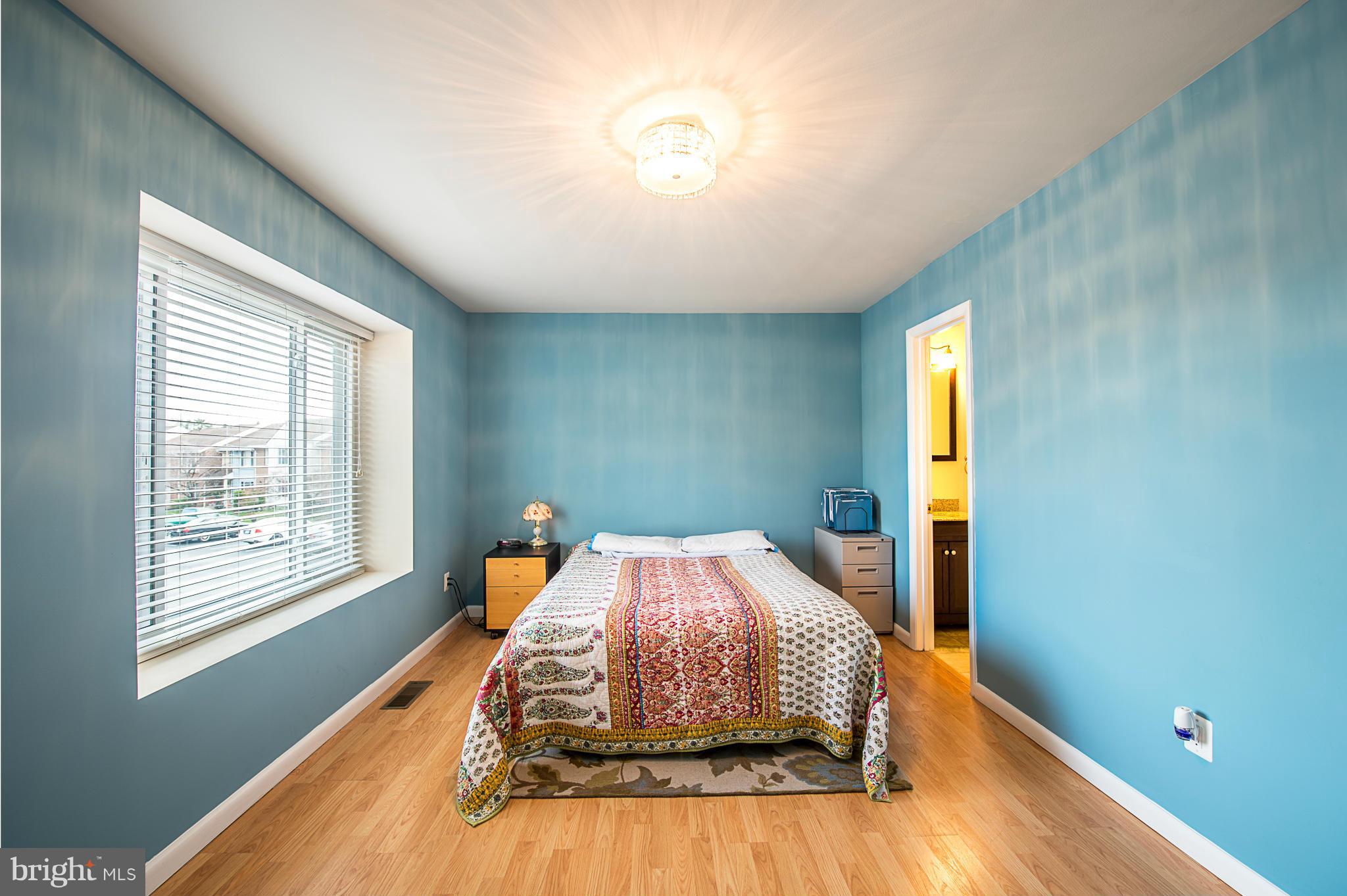 REFLECTION LAKE - Residential