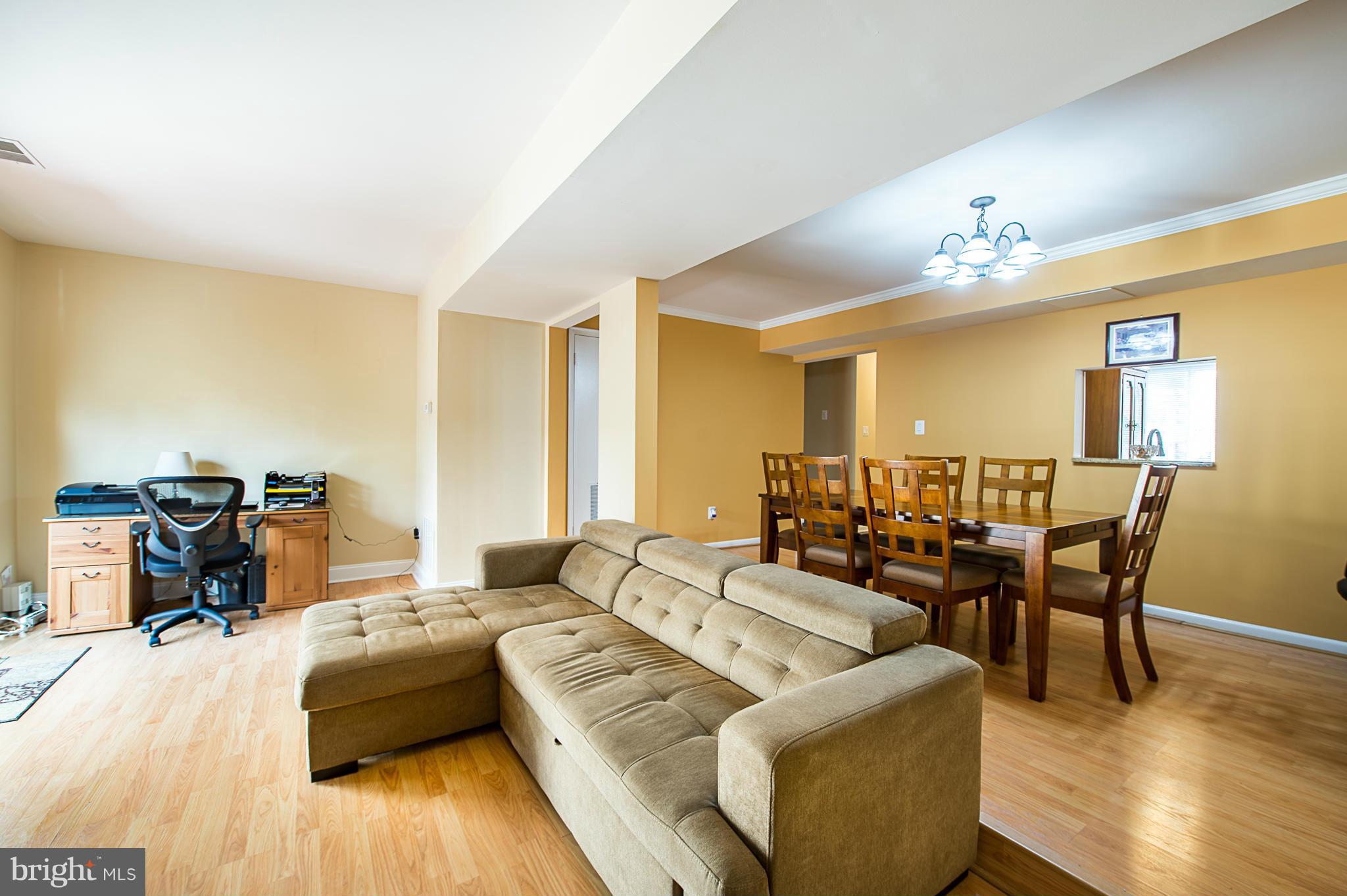 REFLECTION LAKE - Residential