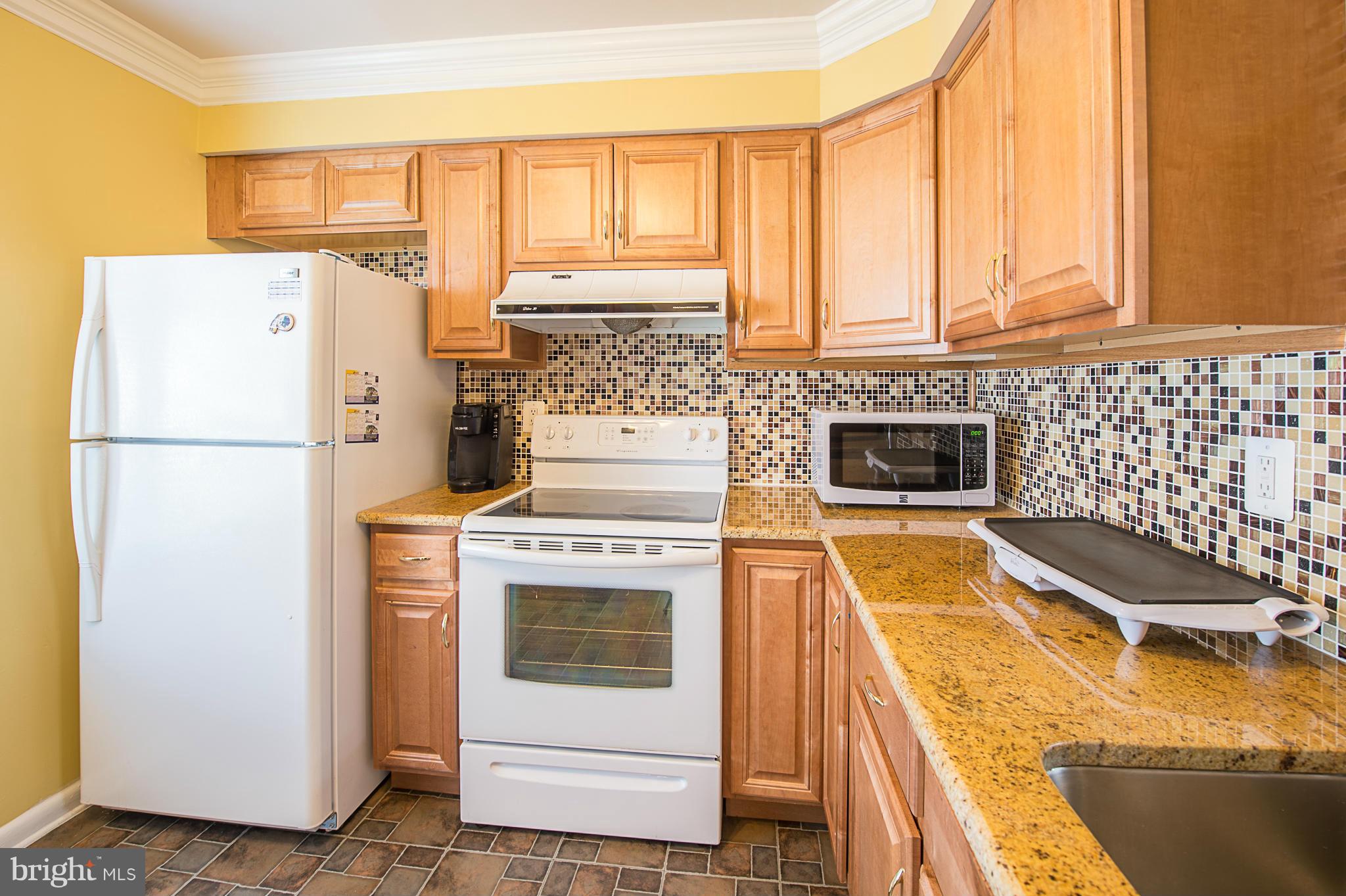 REFLECTION LAKE - Residential