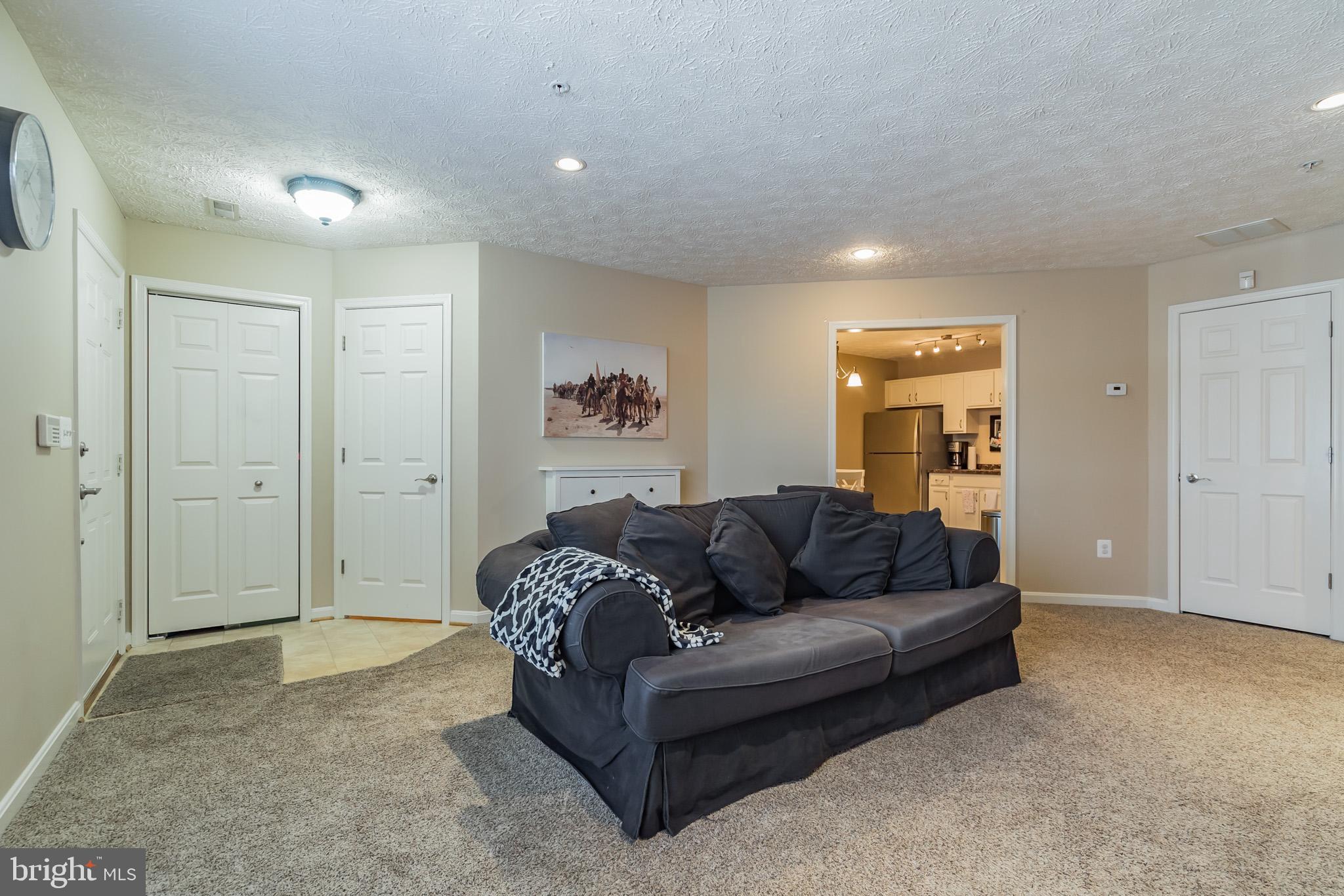 ANNAPOLIS OVERLOOK - Residential