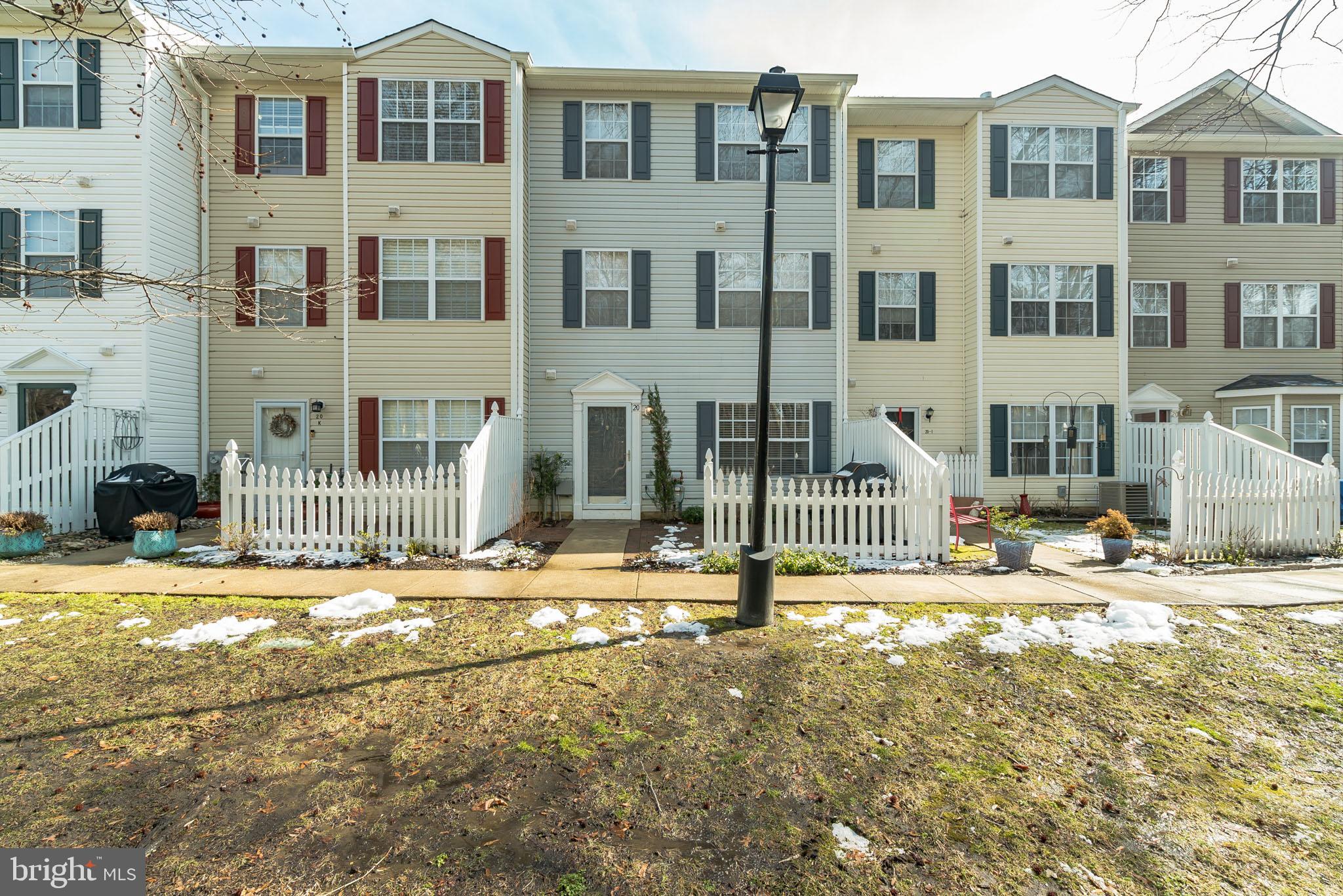ANNAPOLIS OVERLOOK - Residential