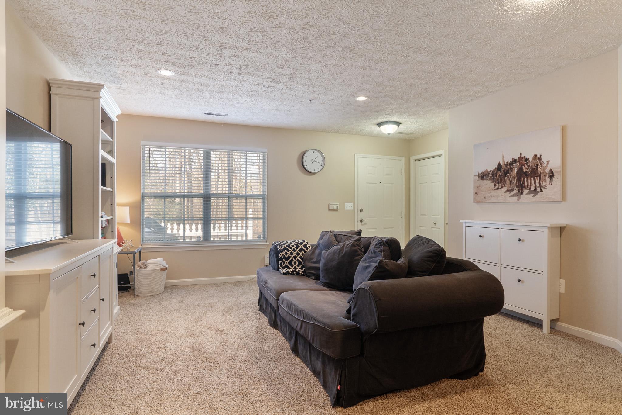 ANNAPOLIS OVERLOOK - Residential