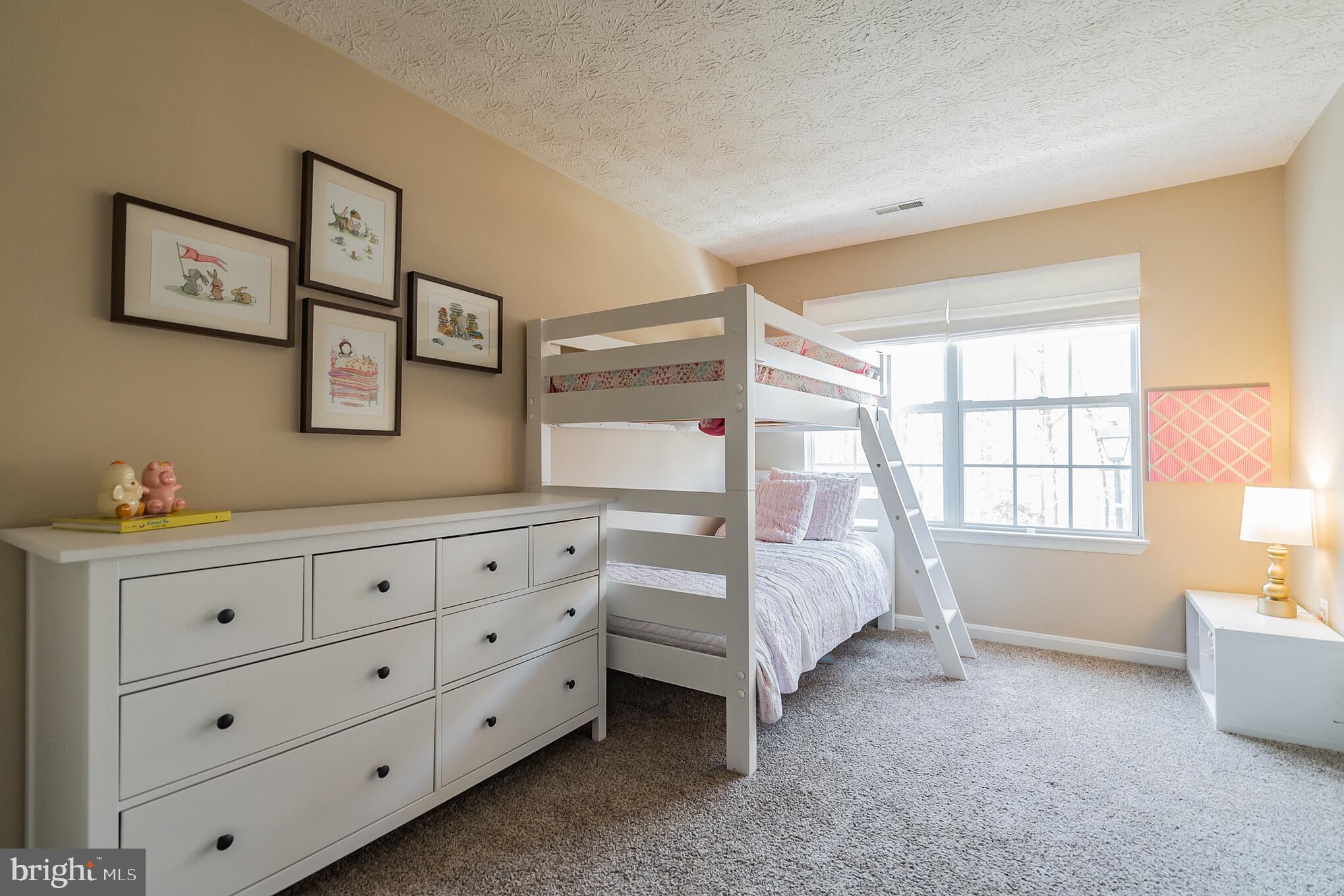 ANNAPOLIS OVERLOOK - Residential