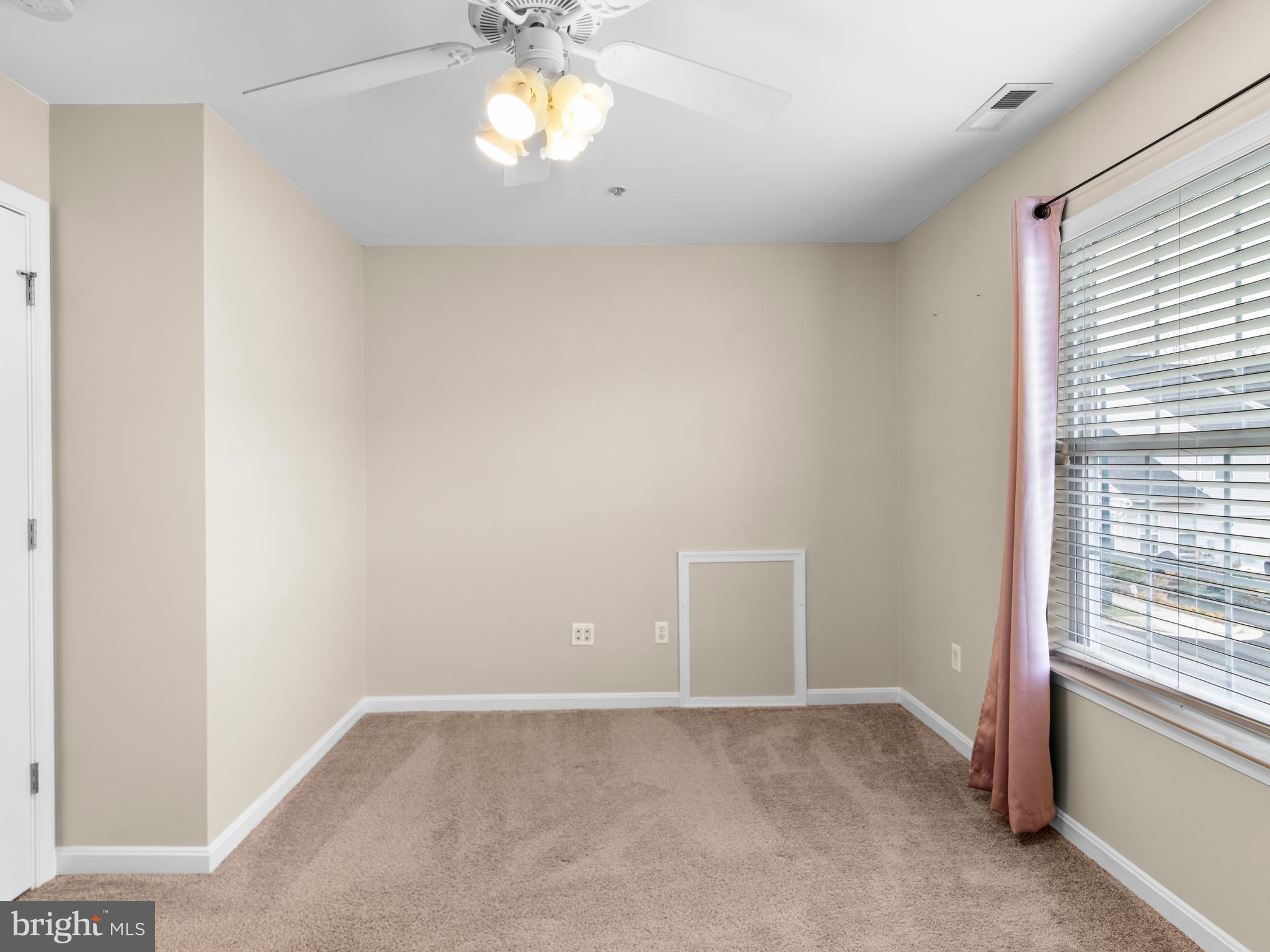 DOUGLASS LANDING - Residential