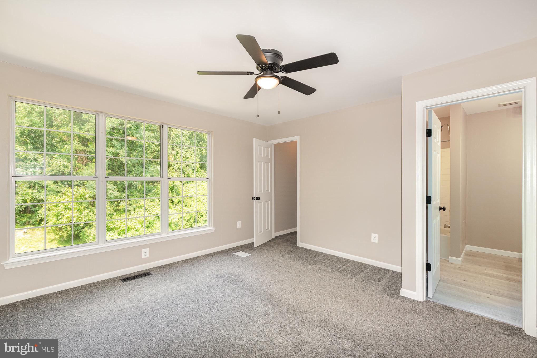 VILLAGE OF THOMAS RUN - Residential