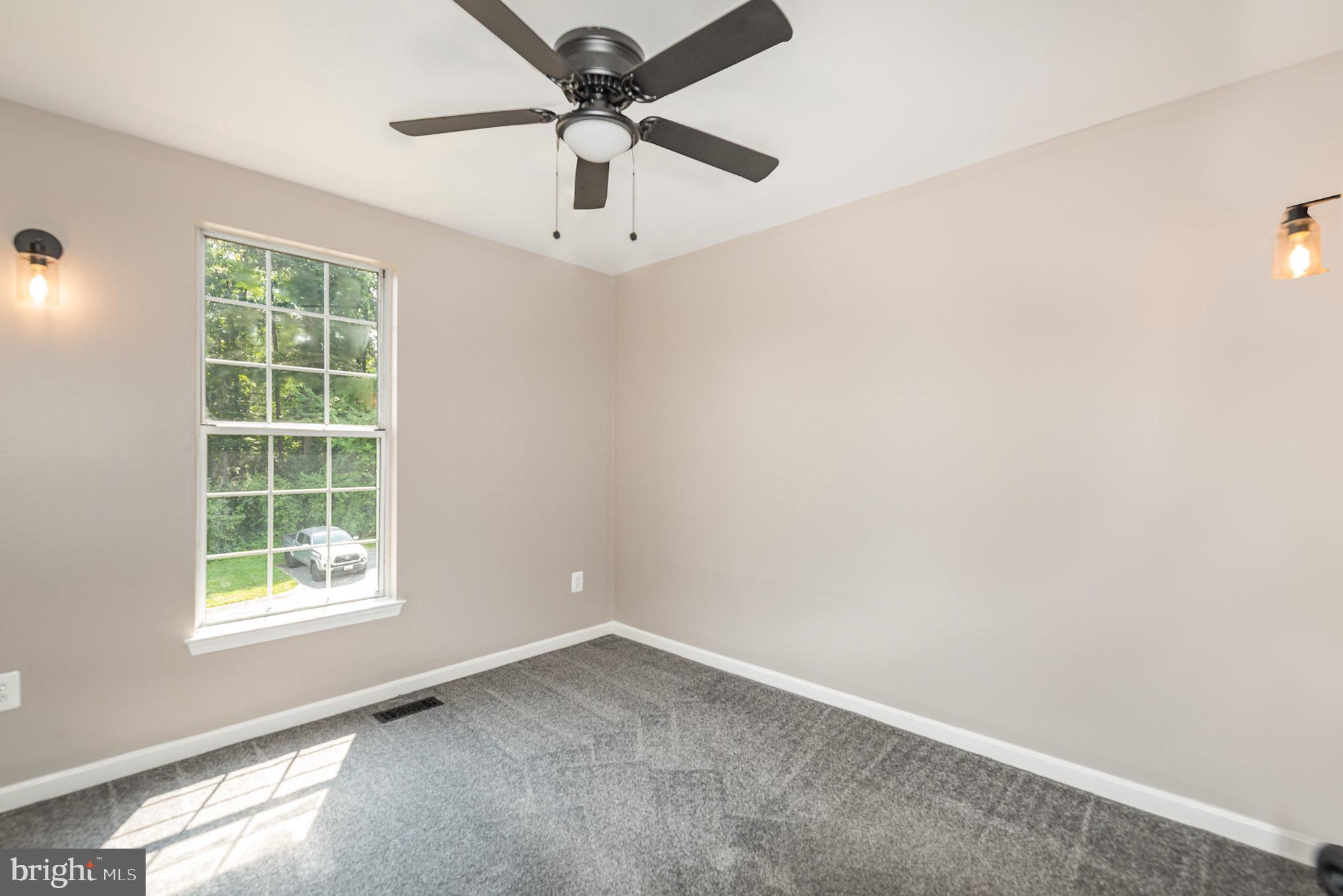 VILLAGE OF THOMAS RUN - Residential