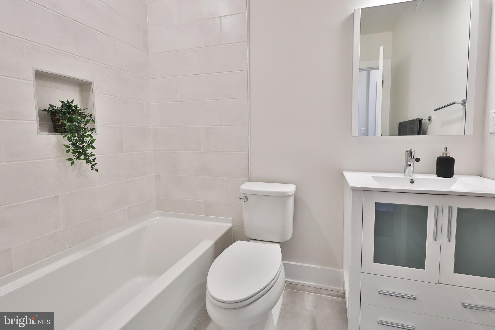 SOUTH KENSINGTON - Residential