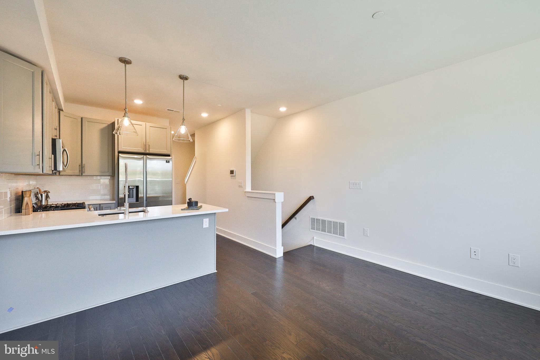 SOUTH KENSINGTON - Residential