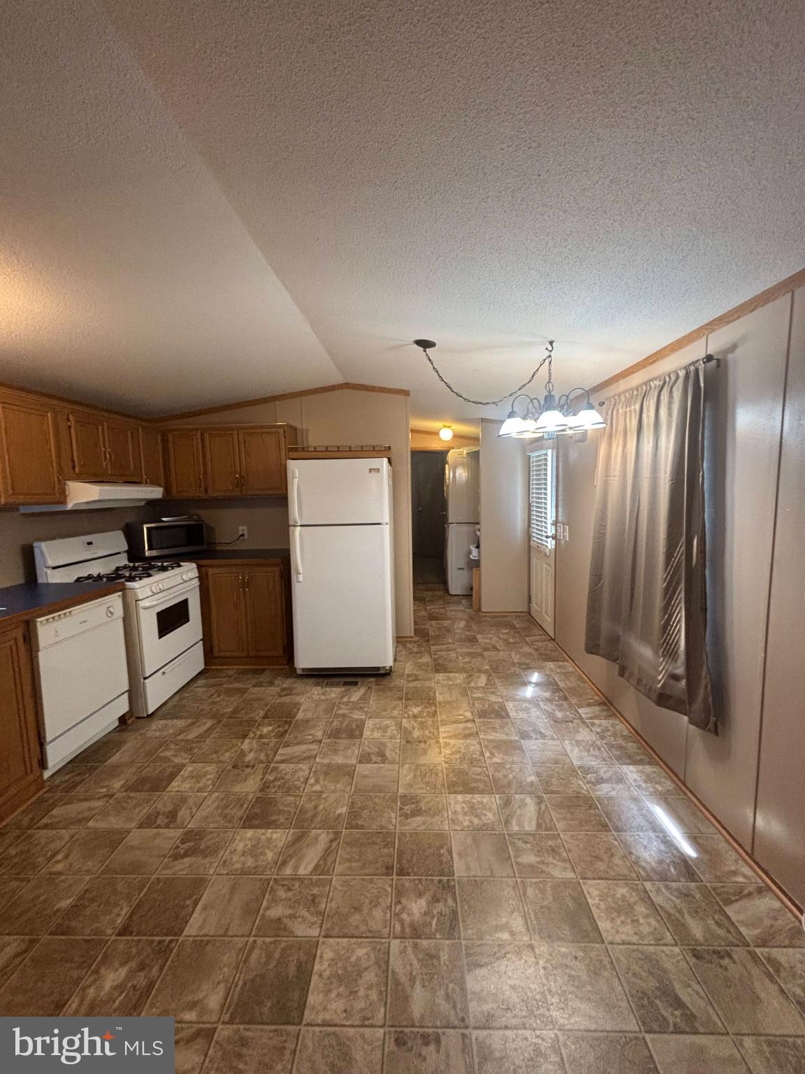 PENNWOOD CROSSING - Residential