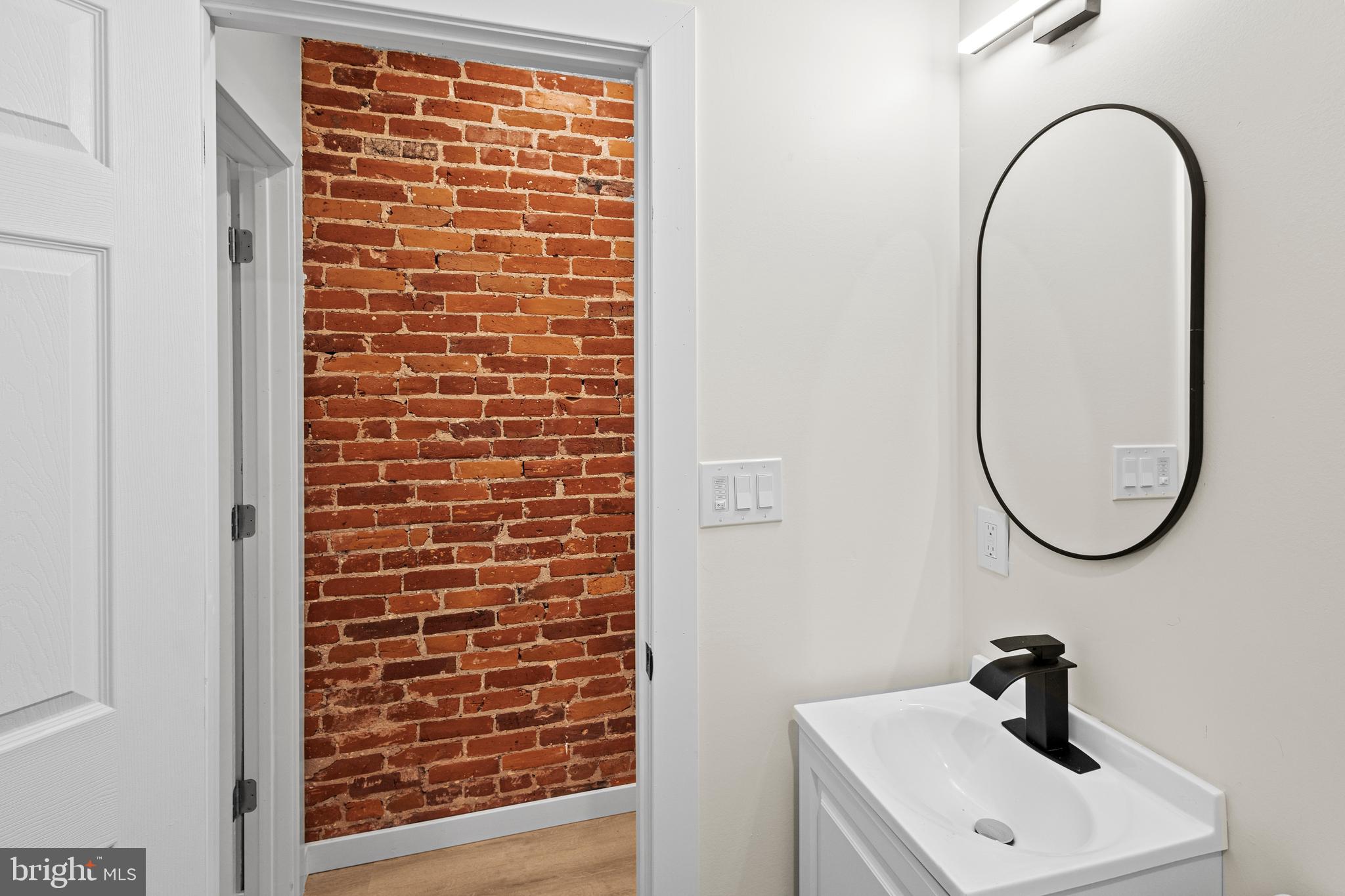 FAIRHILL - Residential Lease