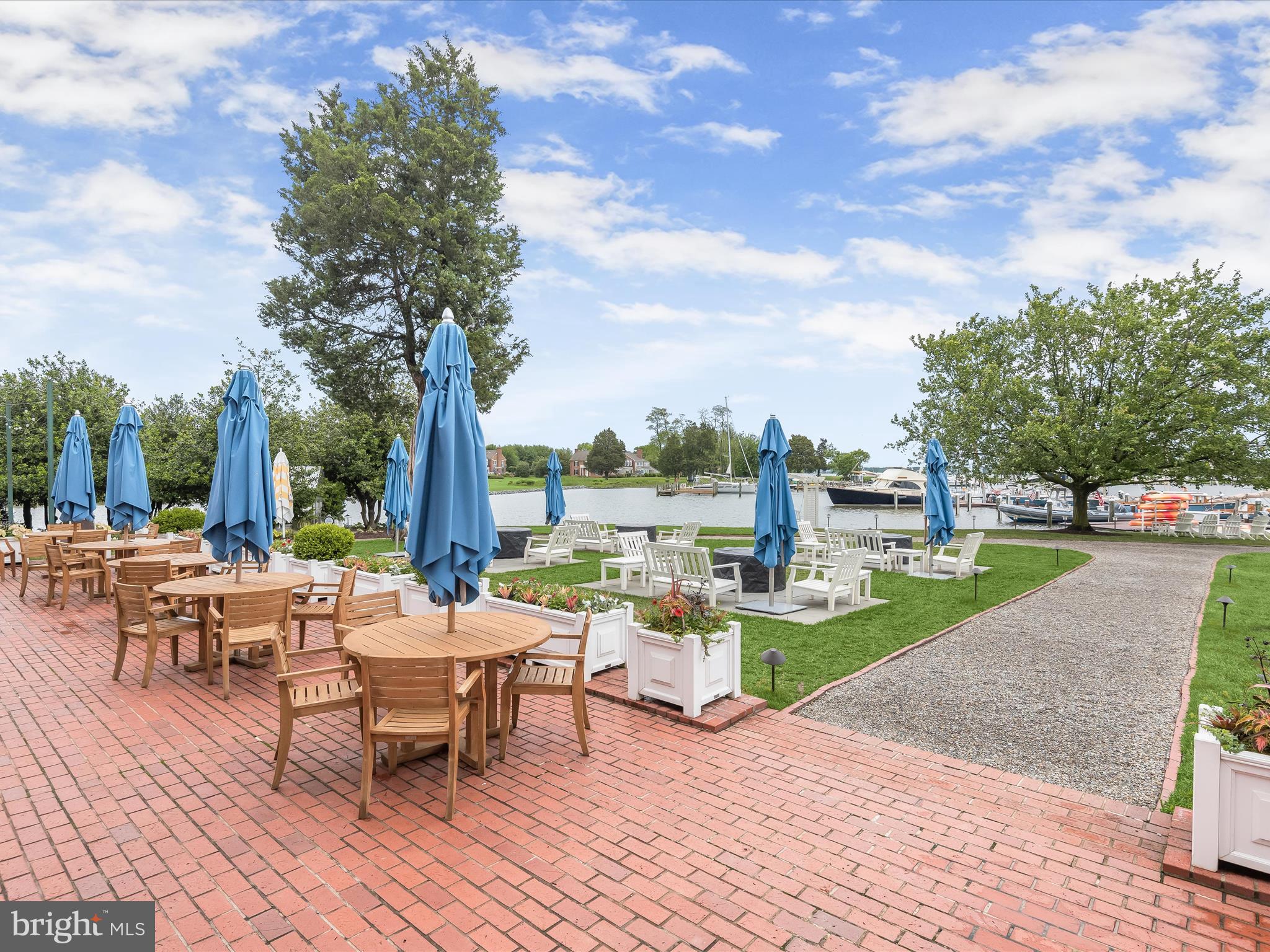 RIO VISTA - Residential