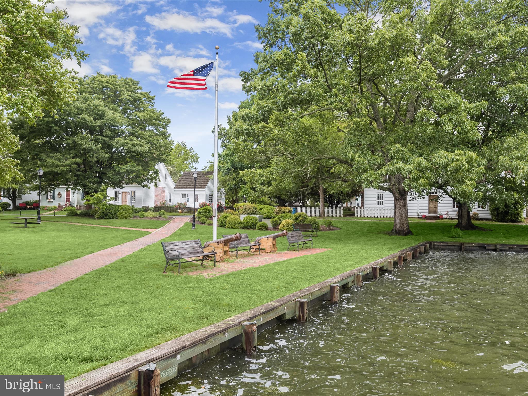 RIO VISTA - Residential