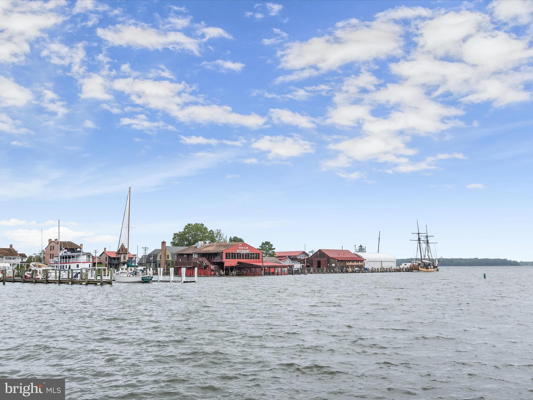 RIO VISTA - Residential