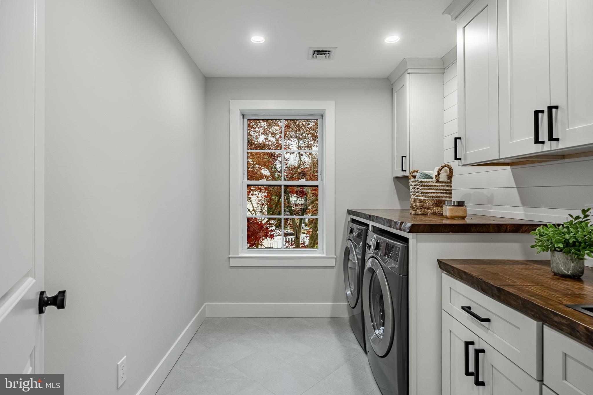 STENNING HILLS - Residential