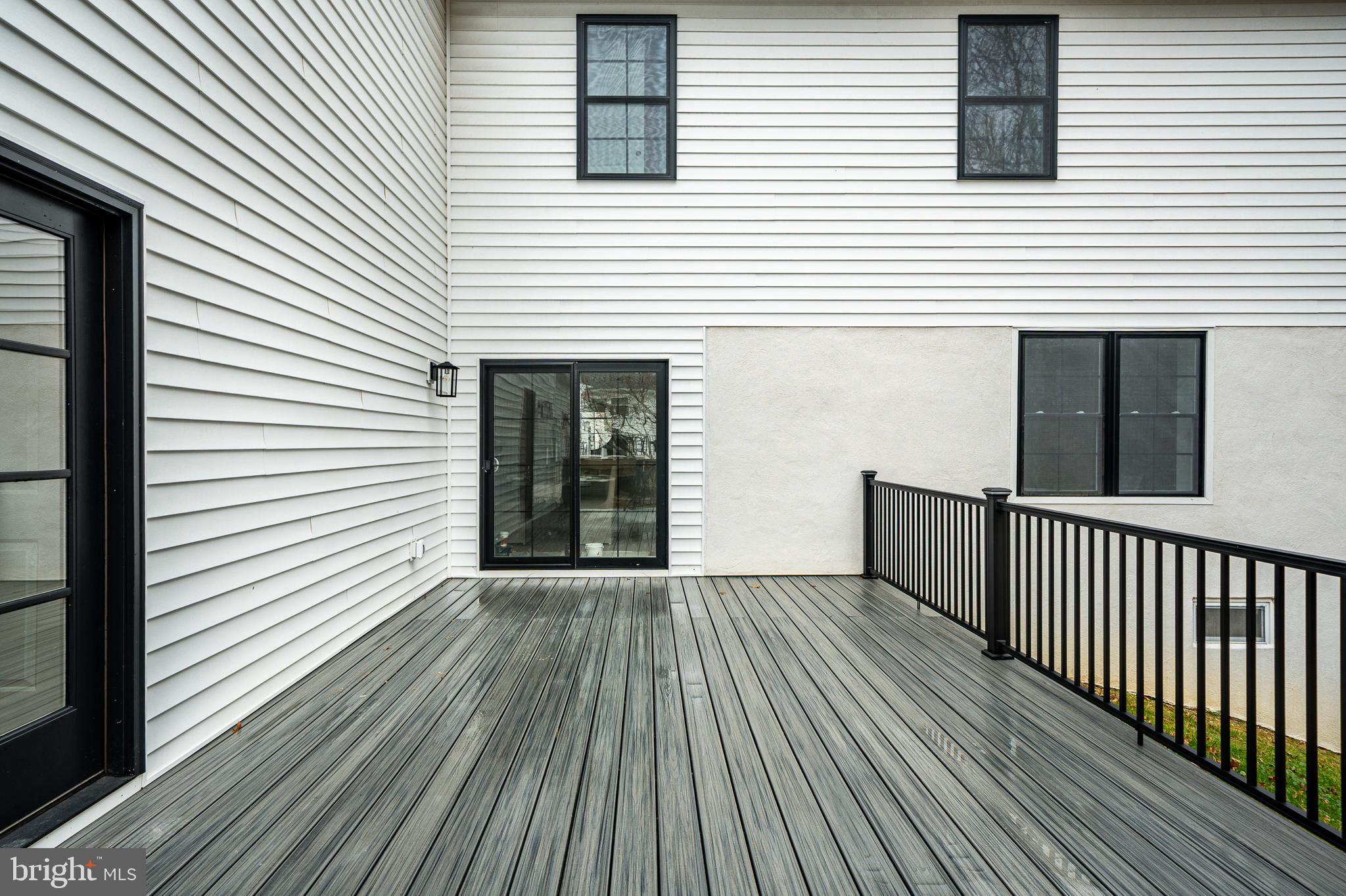 STENNING HILLS - Residential