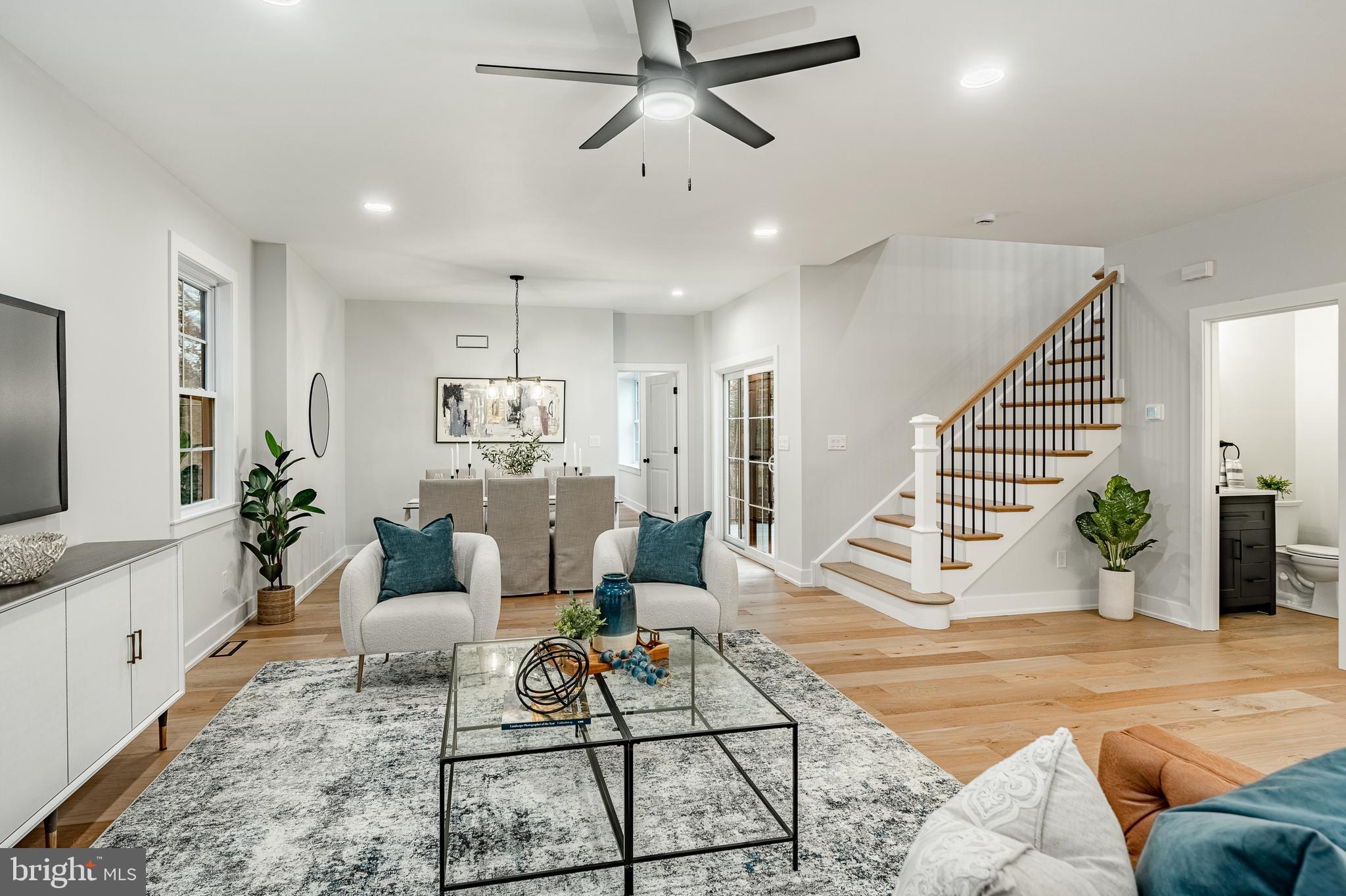 STENNING HILLS - Residential