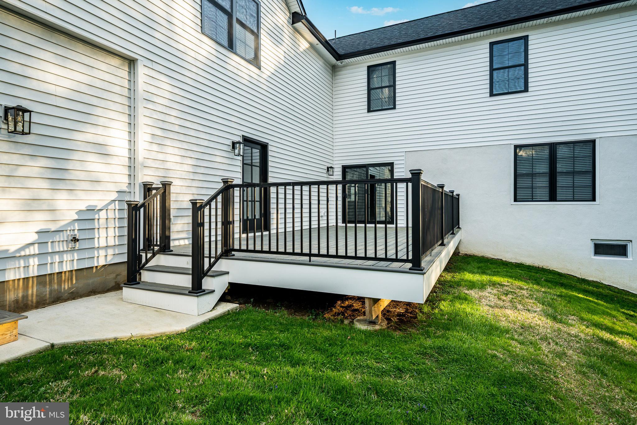 STENNING HILLS - Residential