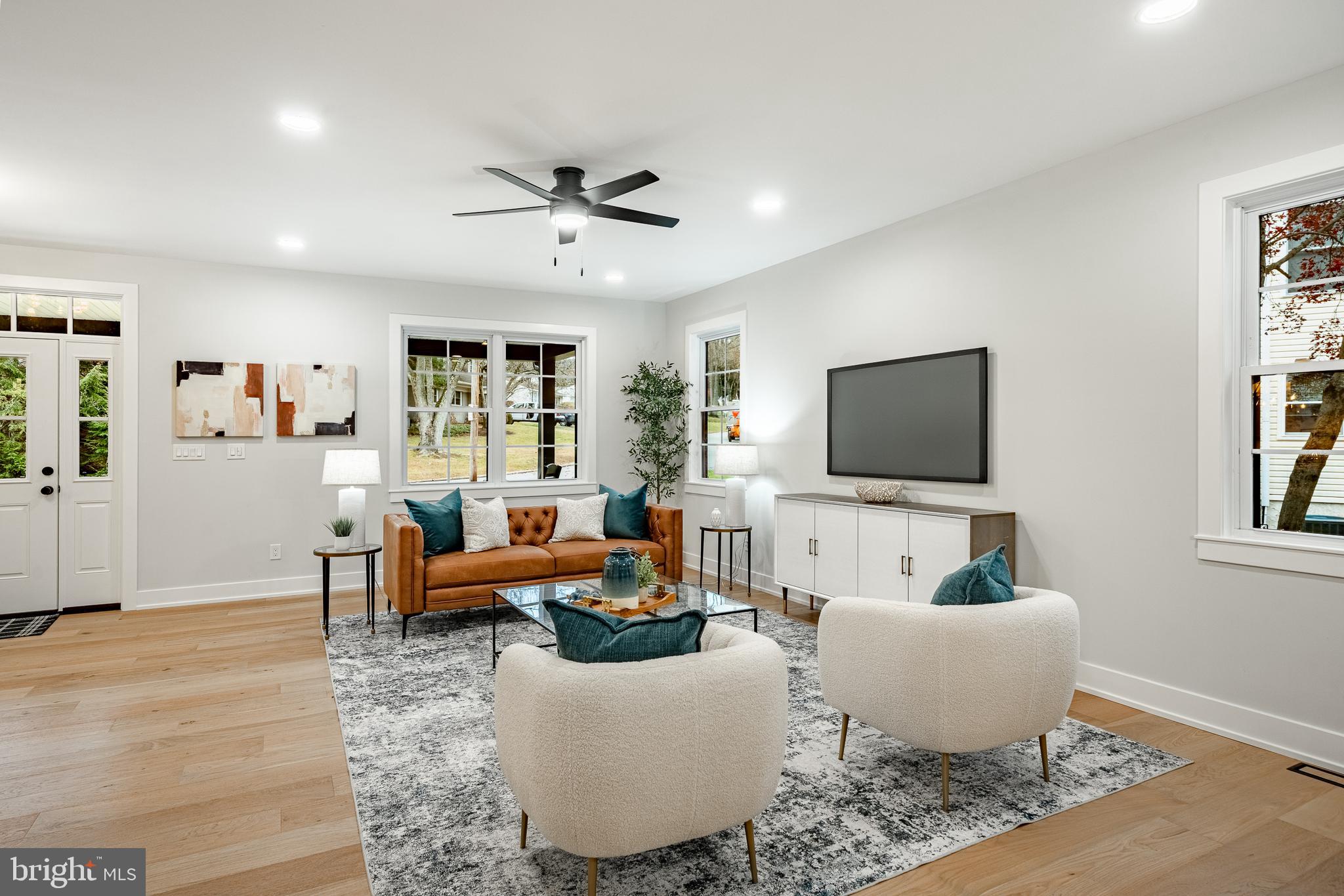 STENNING HILLS - Residential