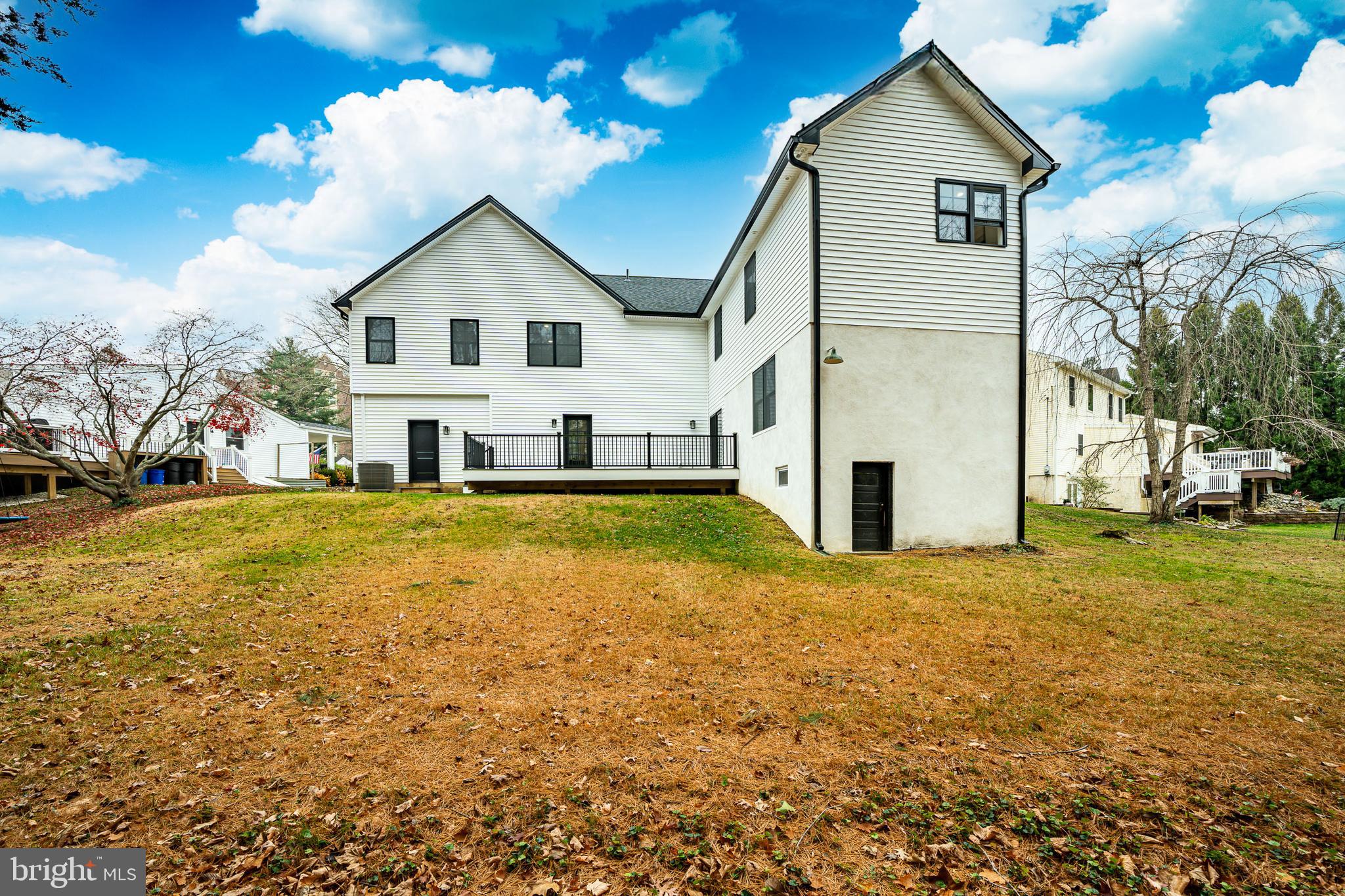 STENNING HILLS - Residential
