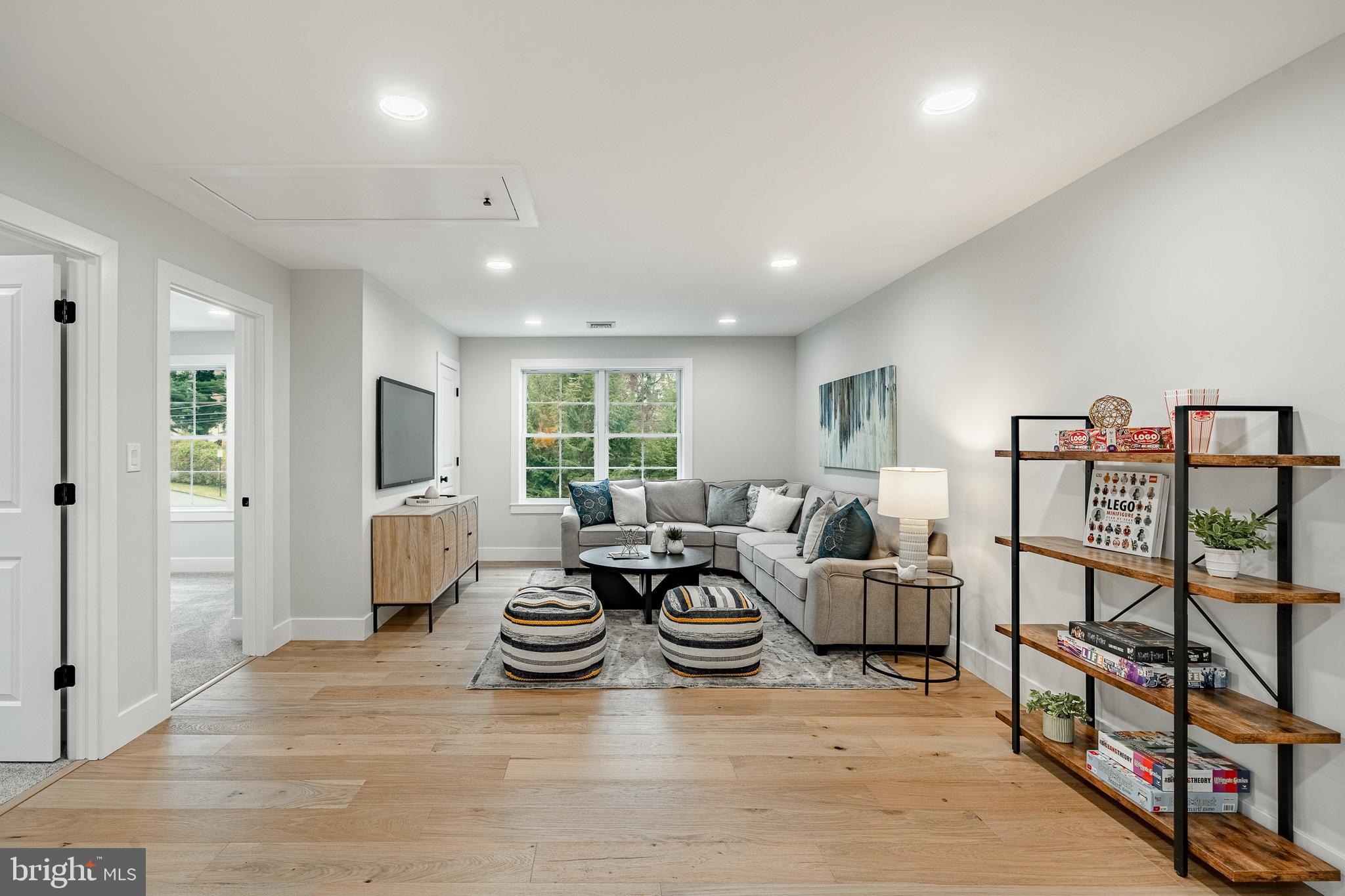 STENNING HILLS - Residential