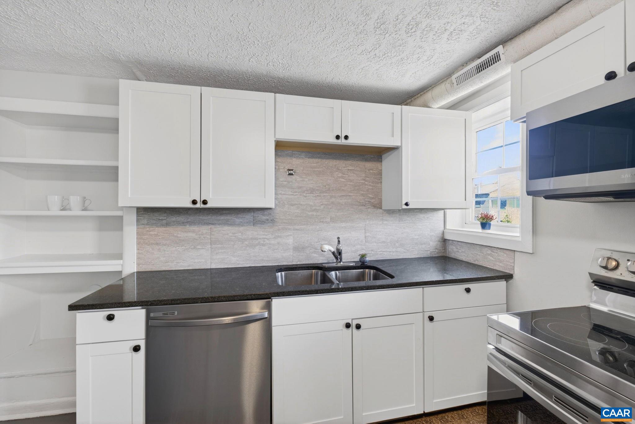 JEFFERSON HILLS - Residential