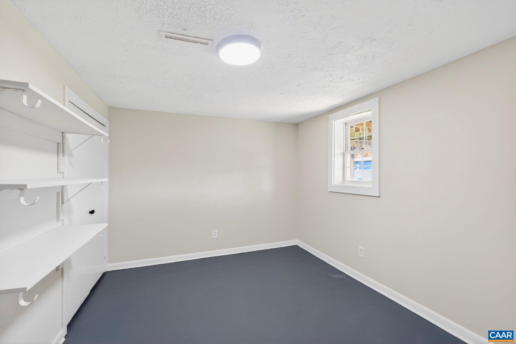 JEFFERSON HILLS - Residential