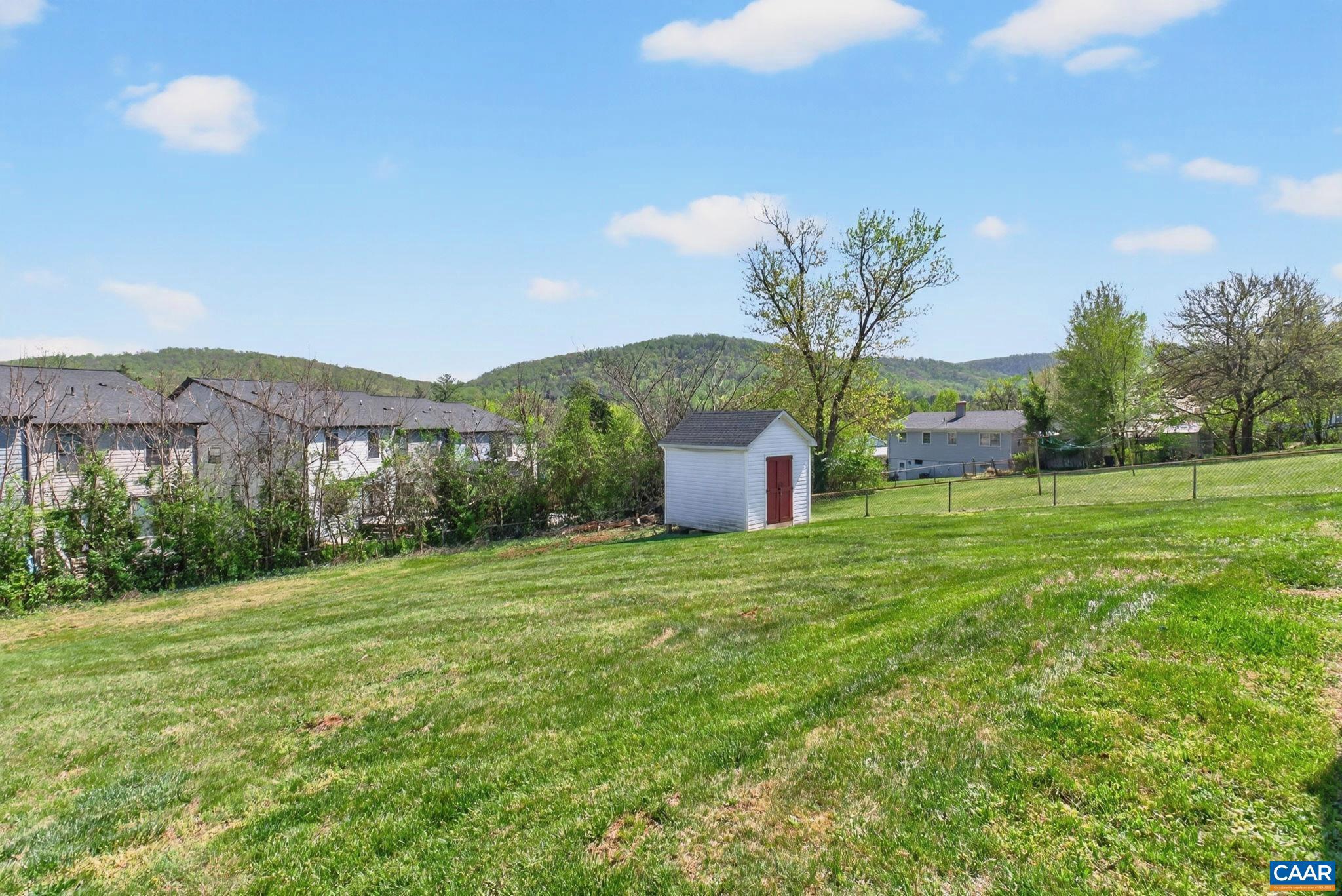 JEFFERSON HILLS - Residential