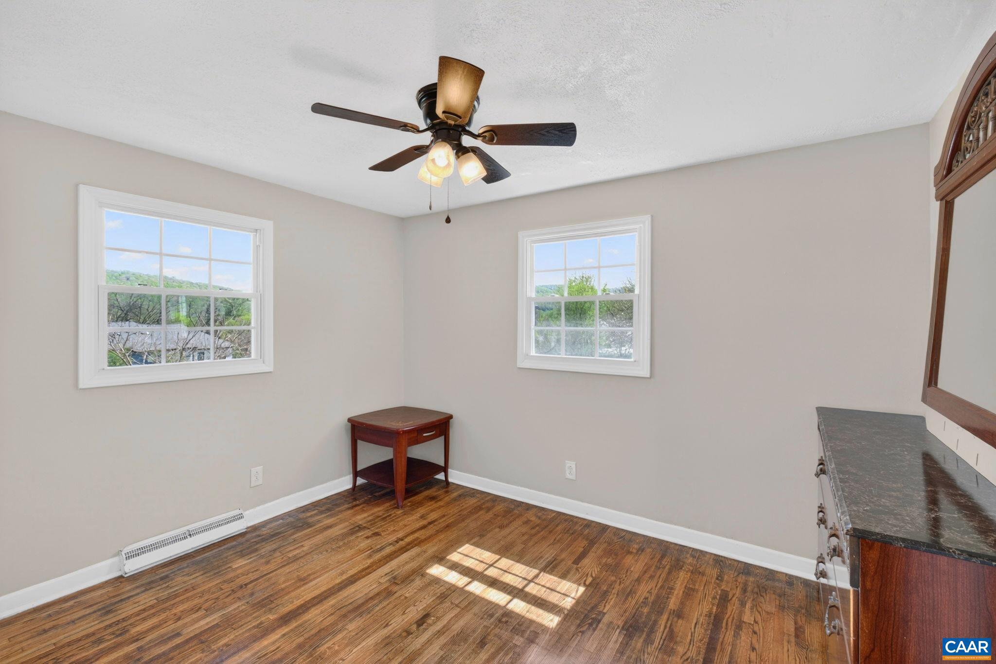 JEFFERSON HILLS - Residential