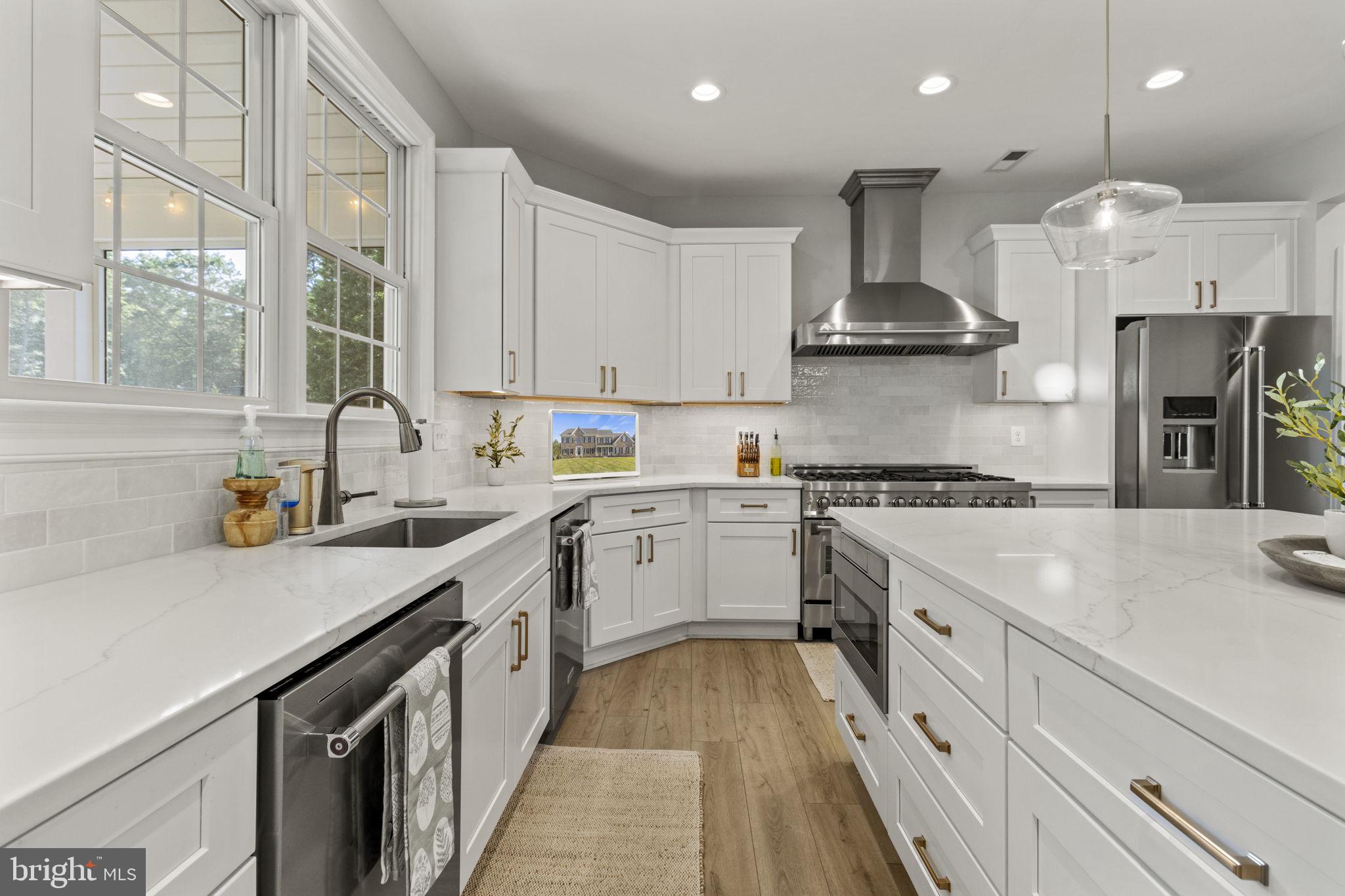 GREENSPRING AT COMPASS POINTE - Residential