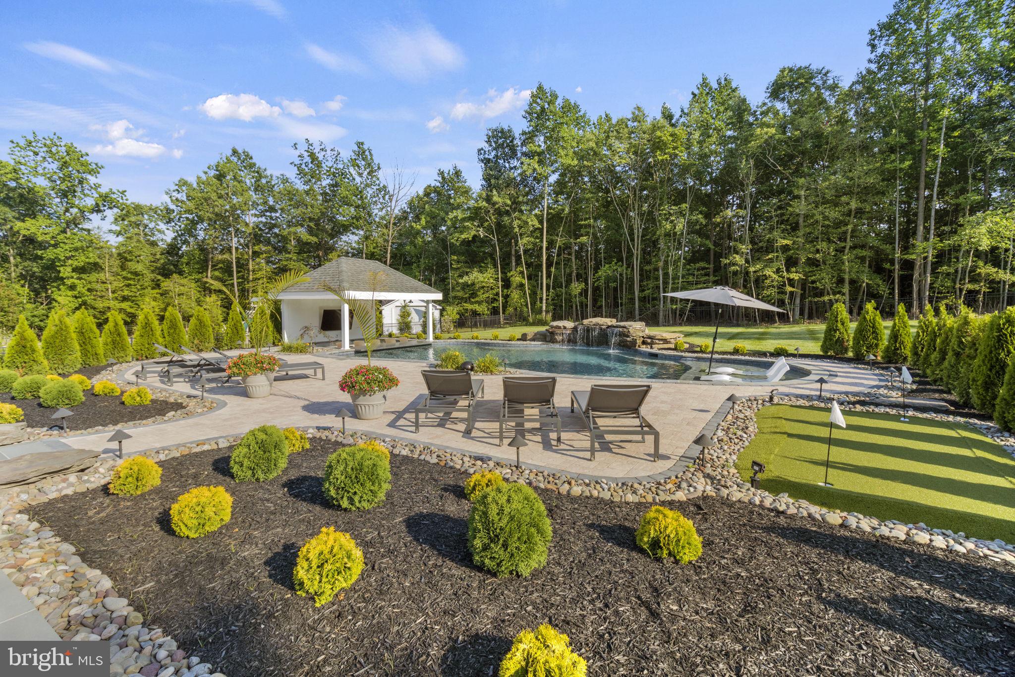 GREENSPRING AT COMPASS POINTE - Residential