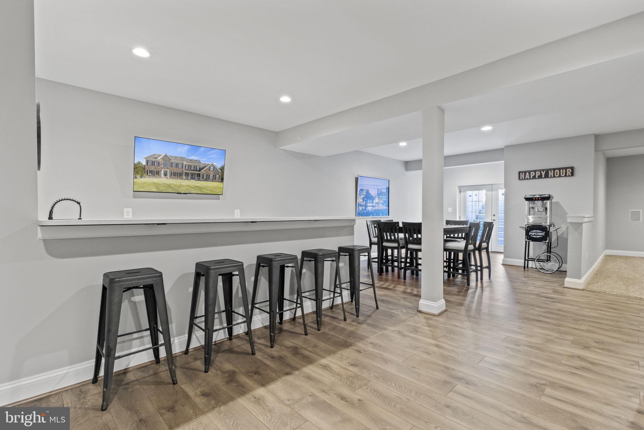 GREENSPRING AT COMPASS POINTE - Residential