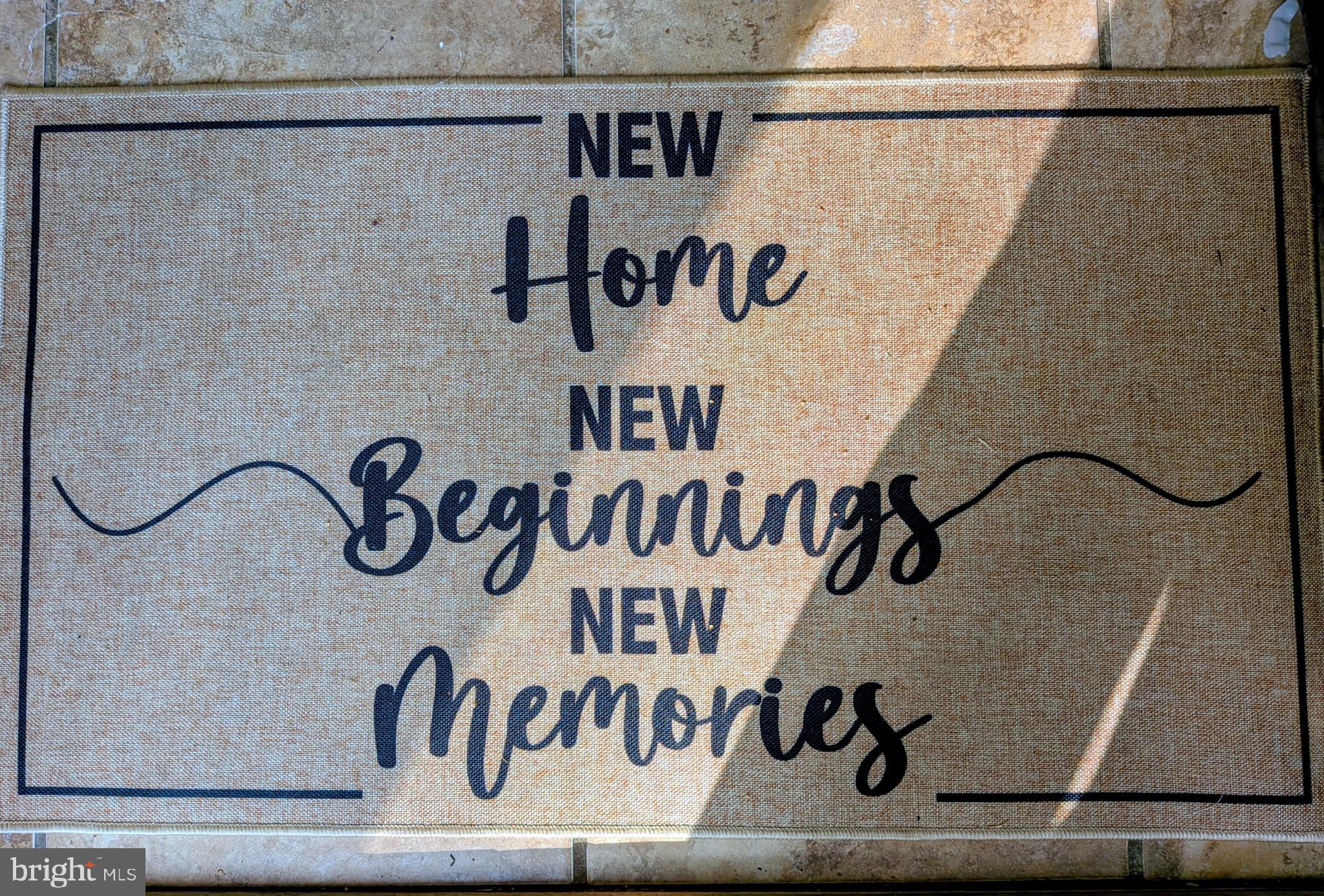 APPLEGATE CONDO - Residential