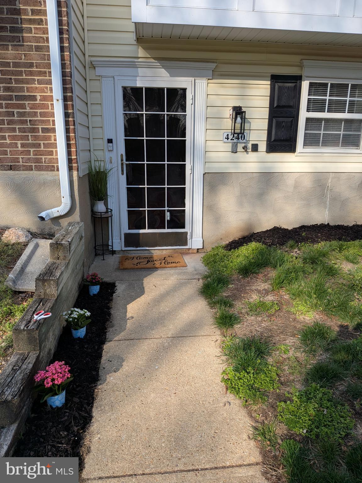 APPLEGATE CONDO - Residential