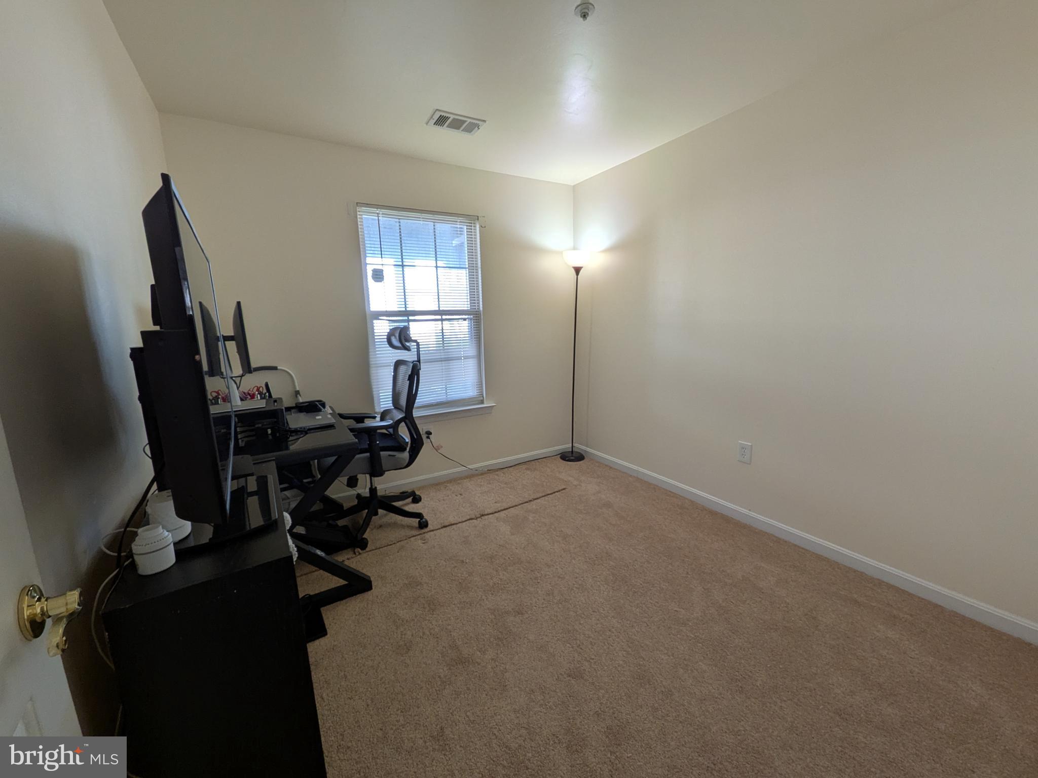 APPLEGATE CONDO - Residential