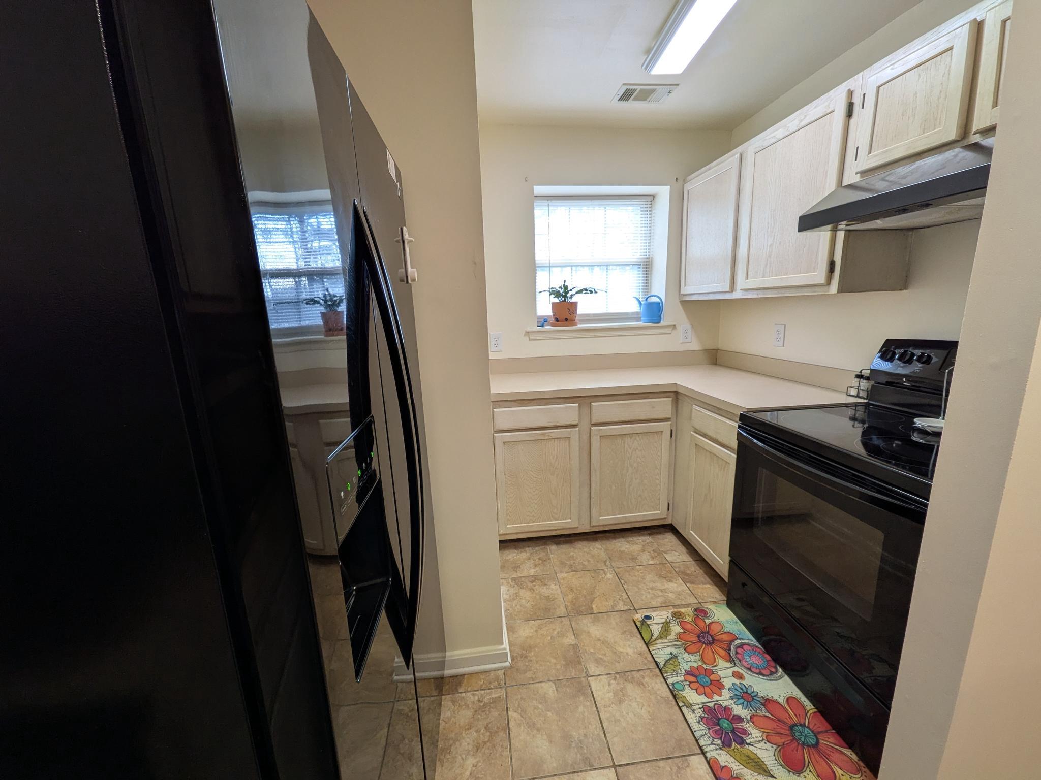 APPLEGATE CONDO - Residential