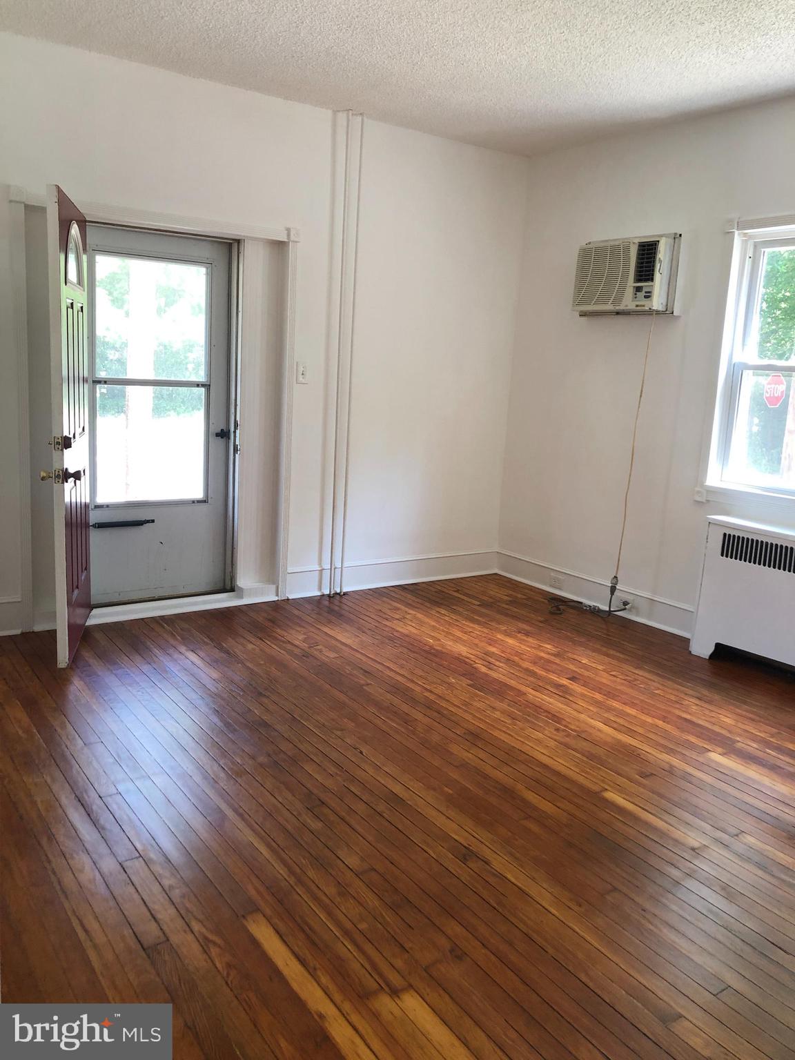 1319 OLD BLACK HORSE PIKE