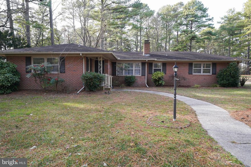 Discover the perfect blend of timeless charm and modern upgrades in this 3 bed, 1.5 bath home. Spanning 1610 sqft, the residence features hardwood floors, granite countertops, and a cozy 4 seasons room for year-round enjoyment.
The spacious living room accompanied by a fireplace welcomes you with warmth, and the well-appointed kitchen is a chef's delight. Three generously sized bedrooms provide comfort, while the upgraded 1.5 bathrooms showcase a stylish mix of vintage and contemporary design.
Situated on a .34-acre corner lot, the property includes a driveway leading to a 2-car garage with a rear entrance, offering both convenience and storage. This one won't last long, schedule your tour today!