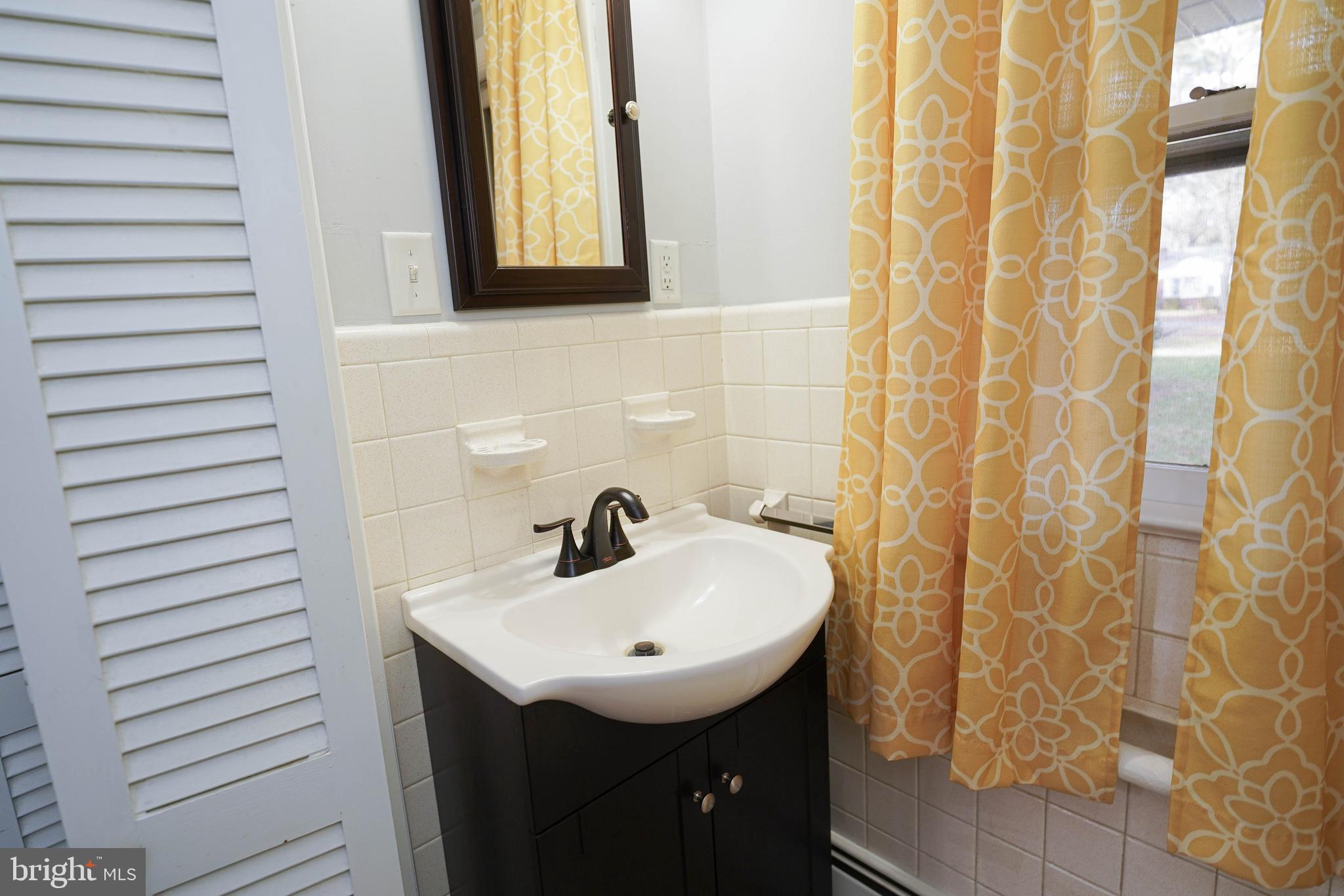 PINE KNOLL TERRACE - Residential