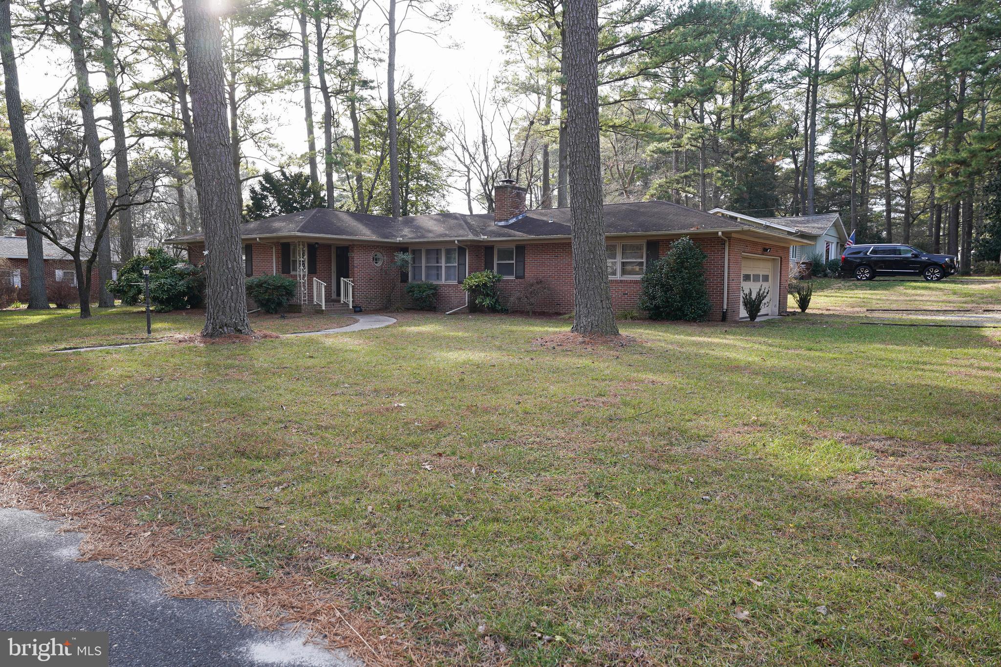 PINE KNOLL TERRACE - Residential