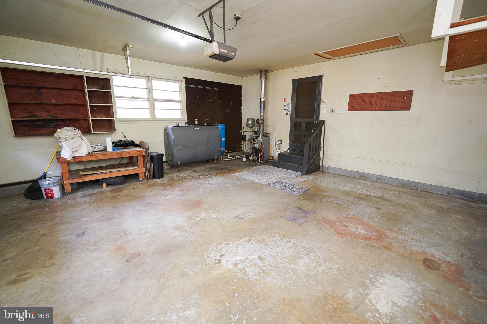 PINE KNOLL TERRACE - Residential