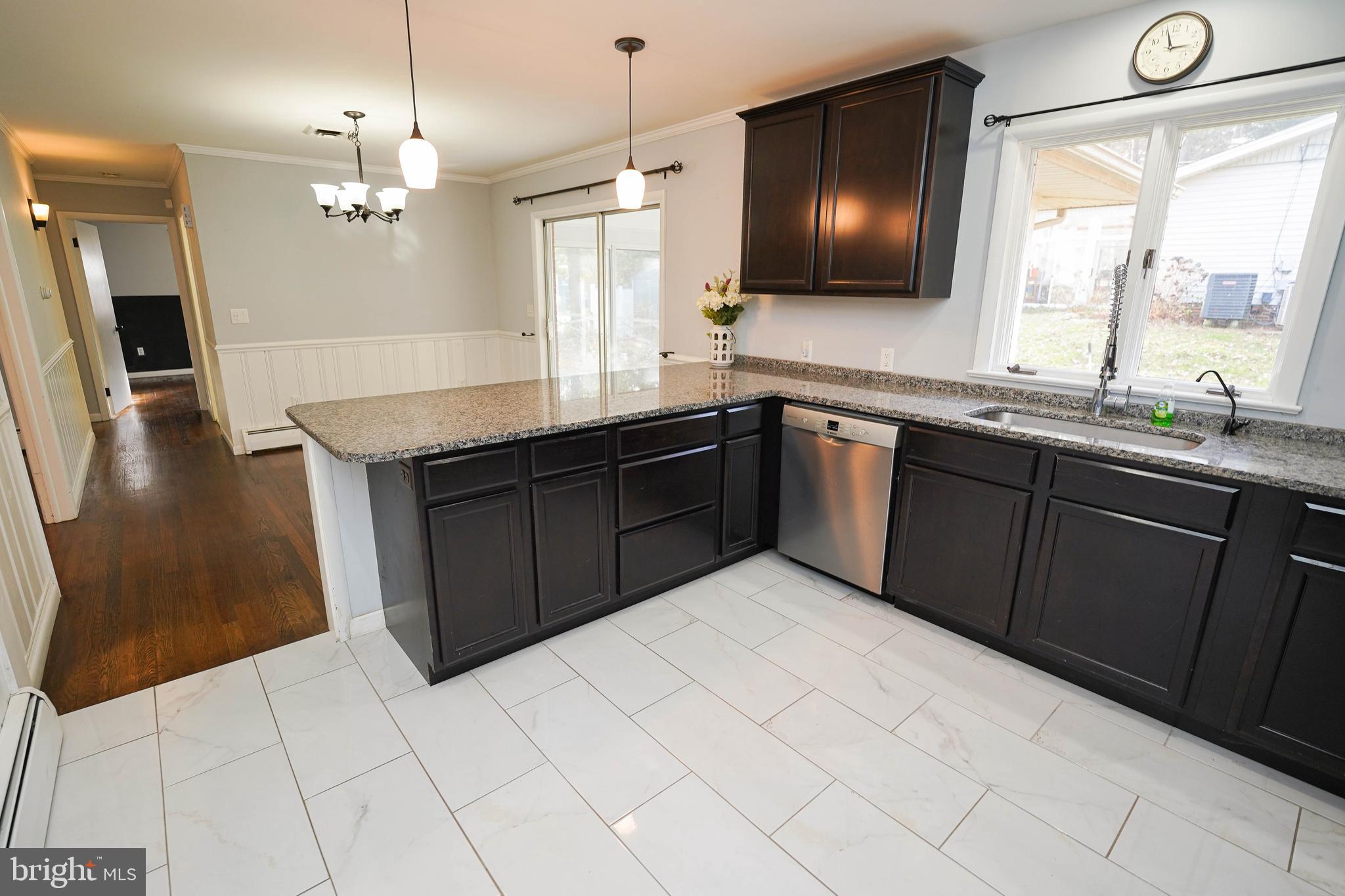 PINE KNOLL TERRACE - Residential