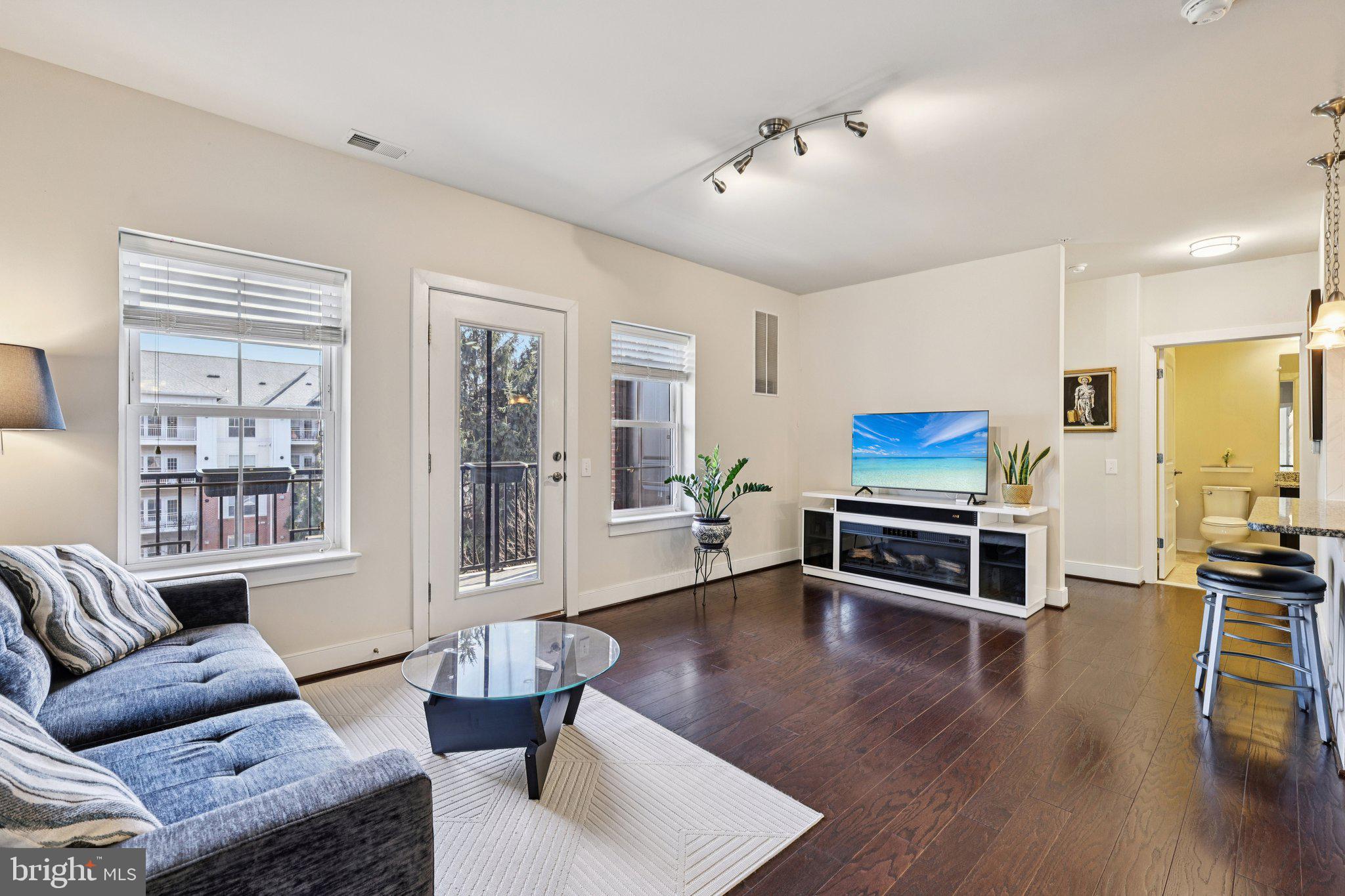 FLATS AT METROWEST - Residential