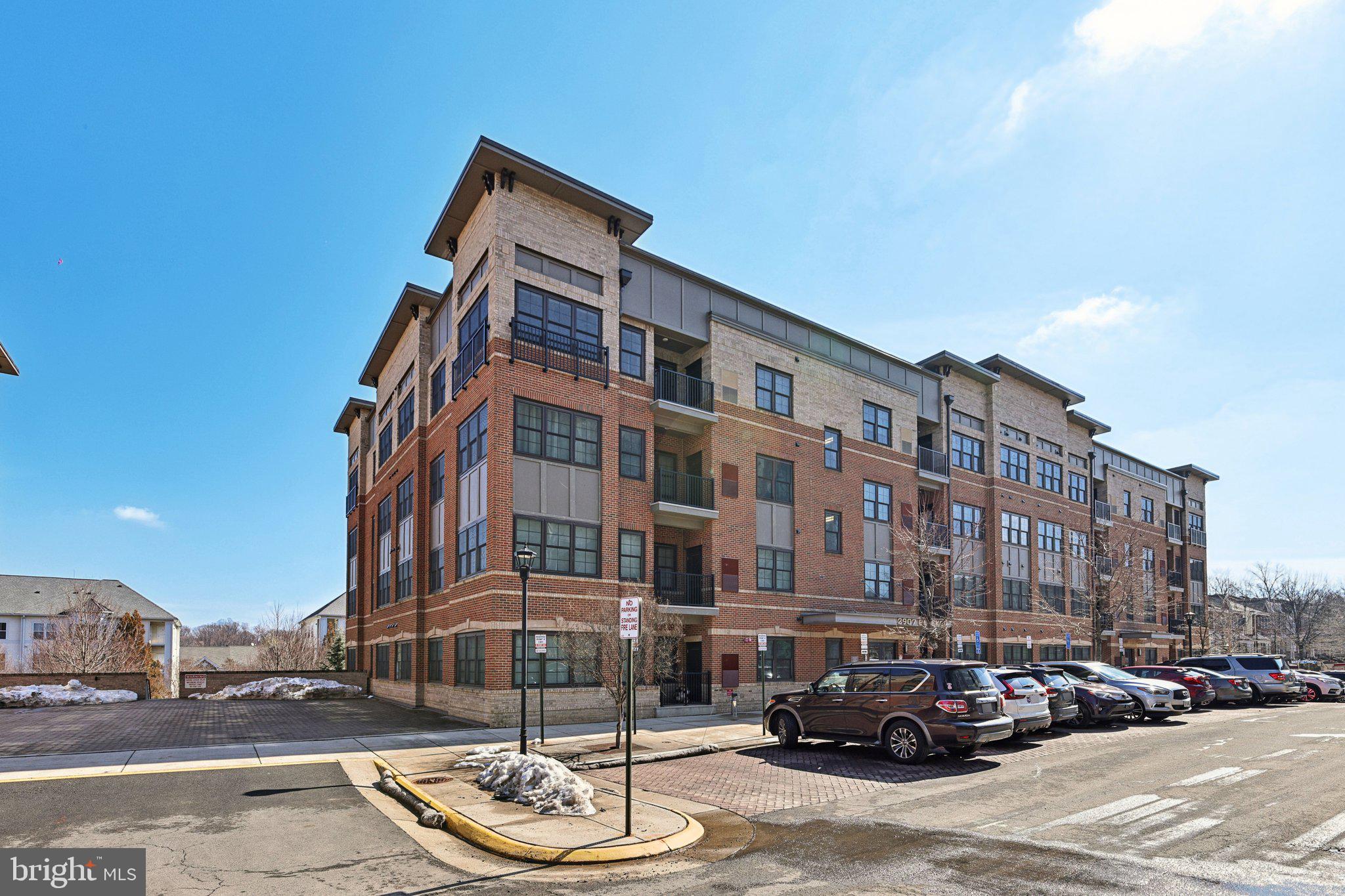 2907 BLEEKER STREET 3-206
