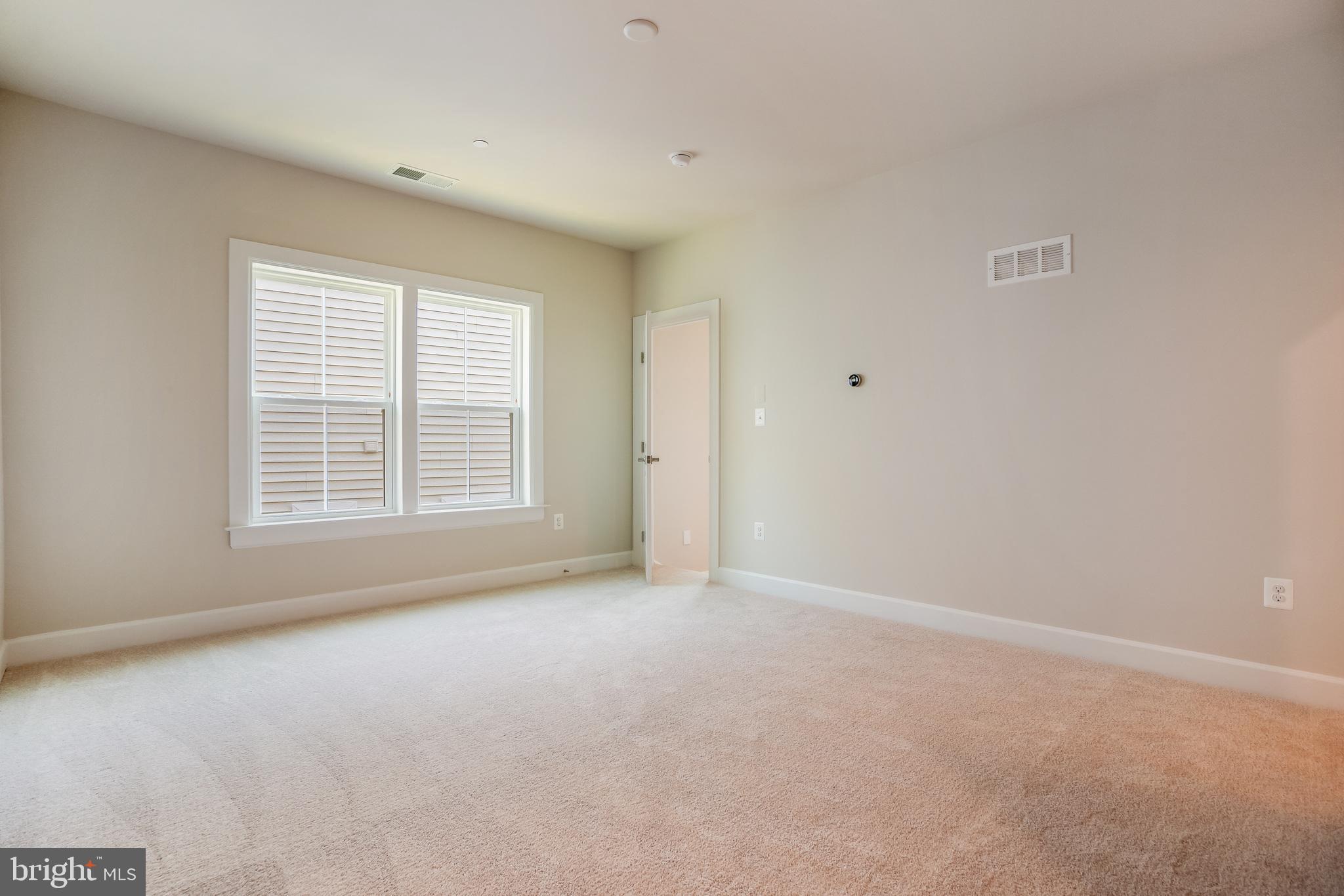 TWO RIVERS - Residential