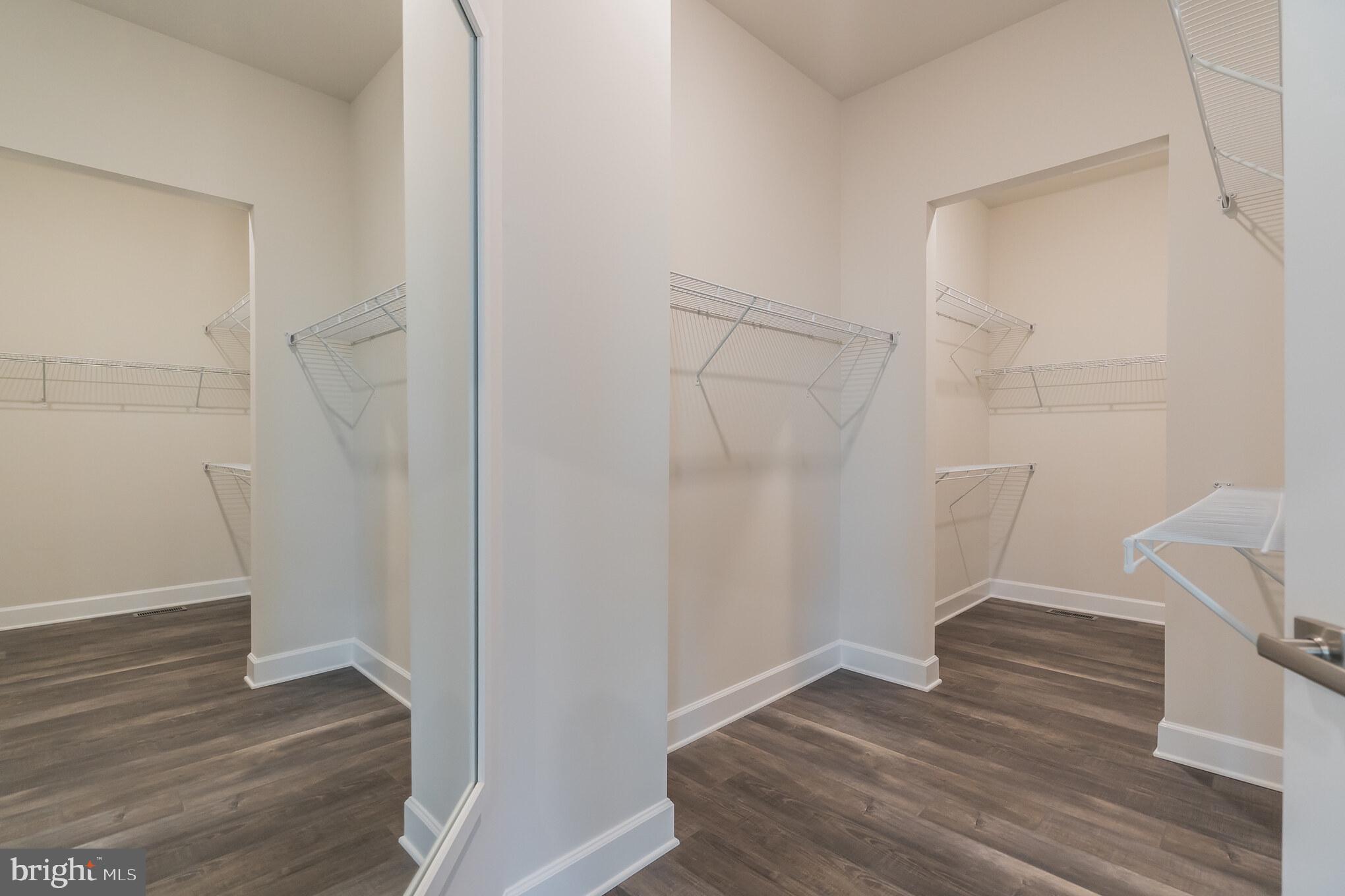 TWO RIVERS - Residential