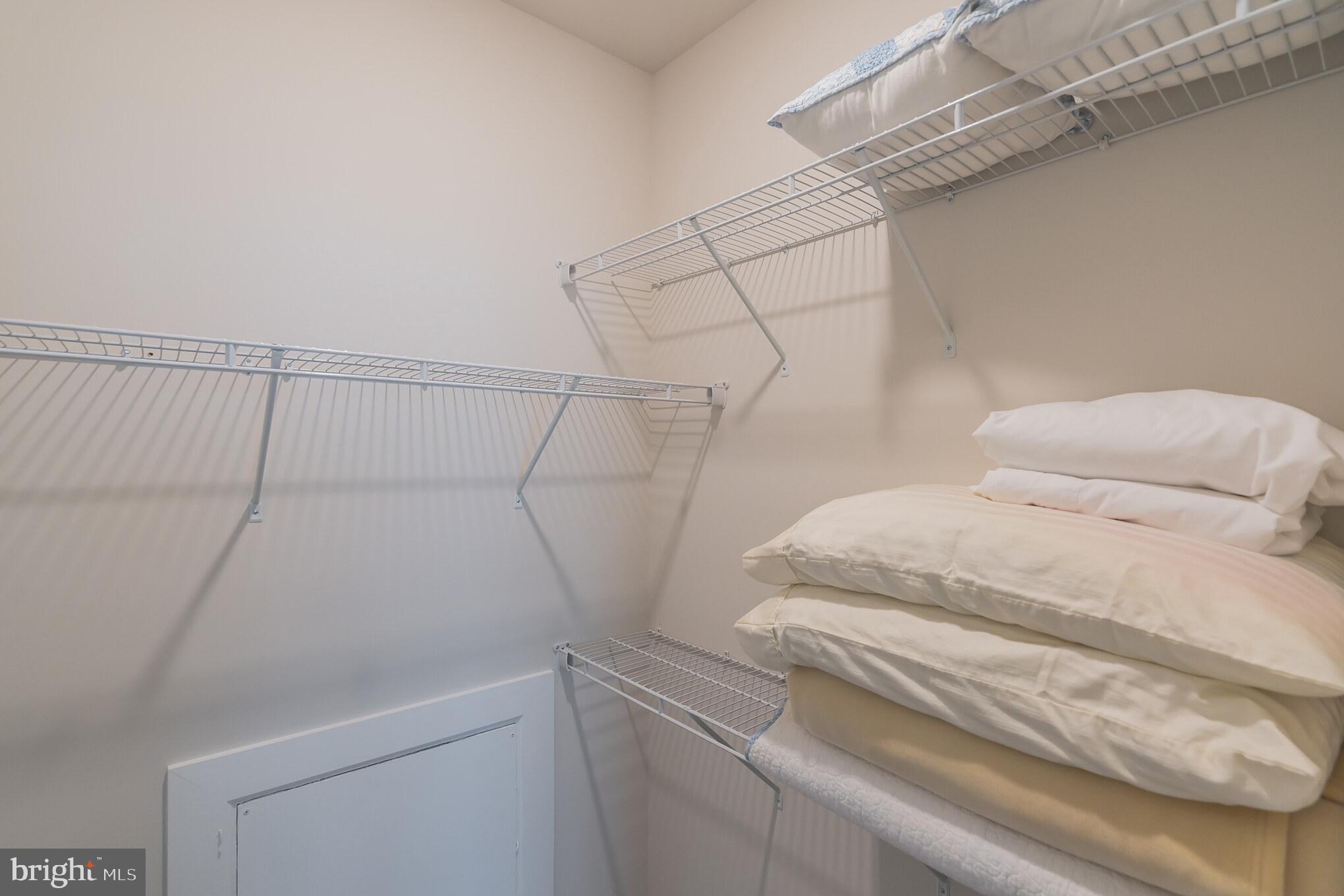 TWO RIVERS - Residential