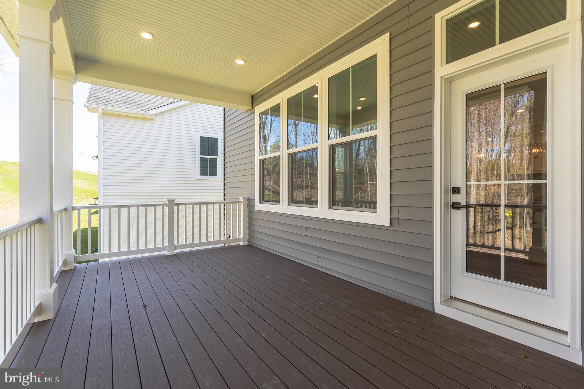 TWO RIVERS - Residential