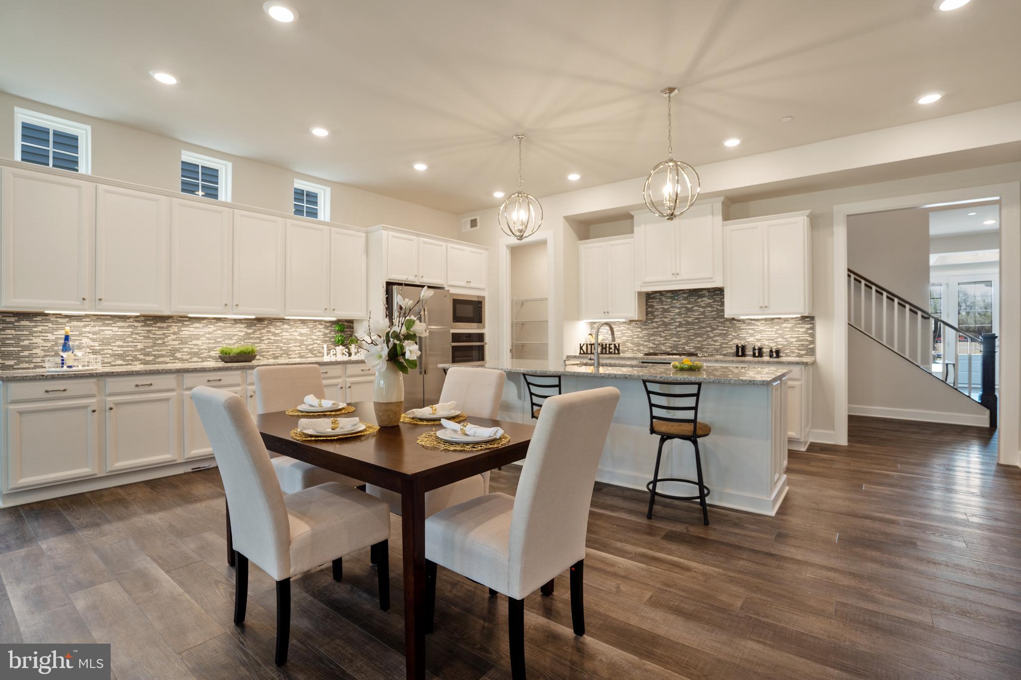 TWO RIVERS - Residential