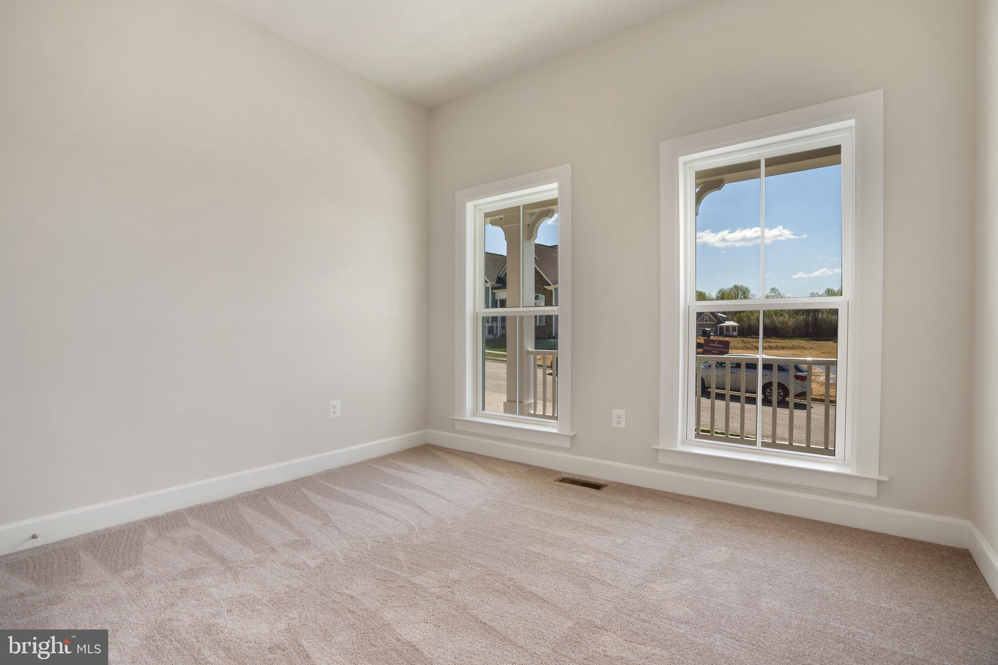 TWO RIVERS - Residential