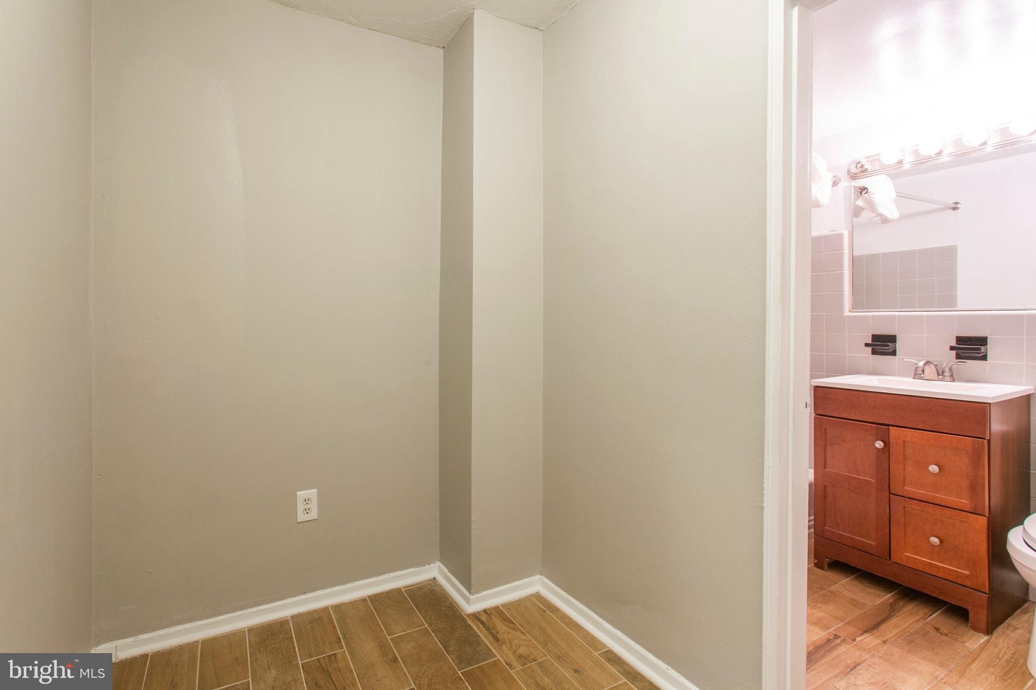 RITTENHOUSE SQUARE - Residential Lease